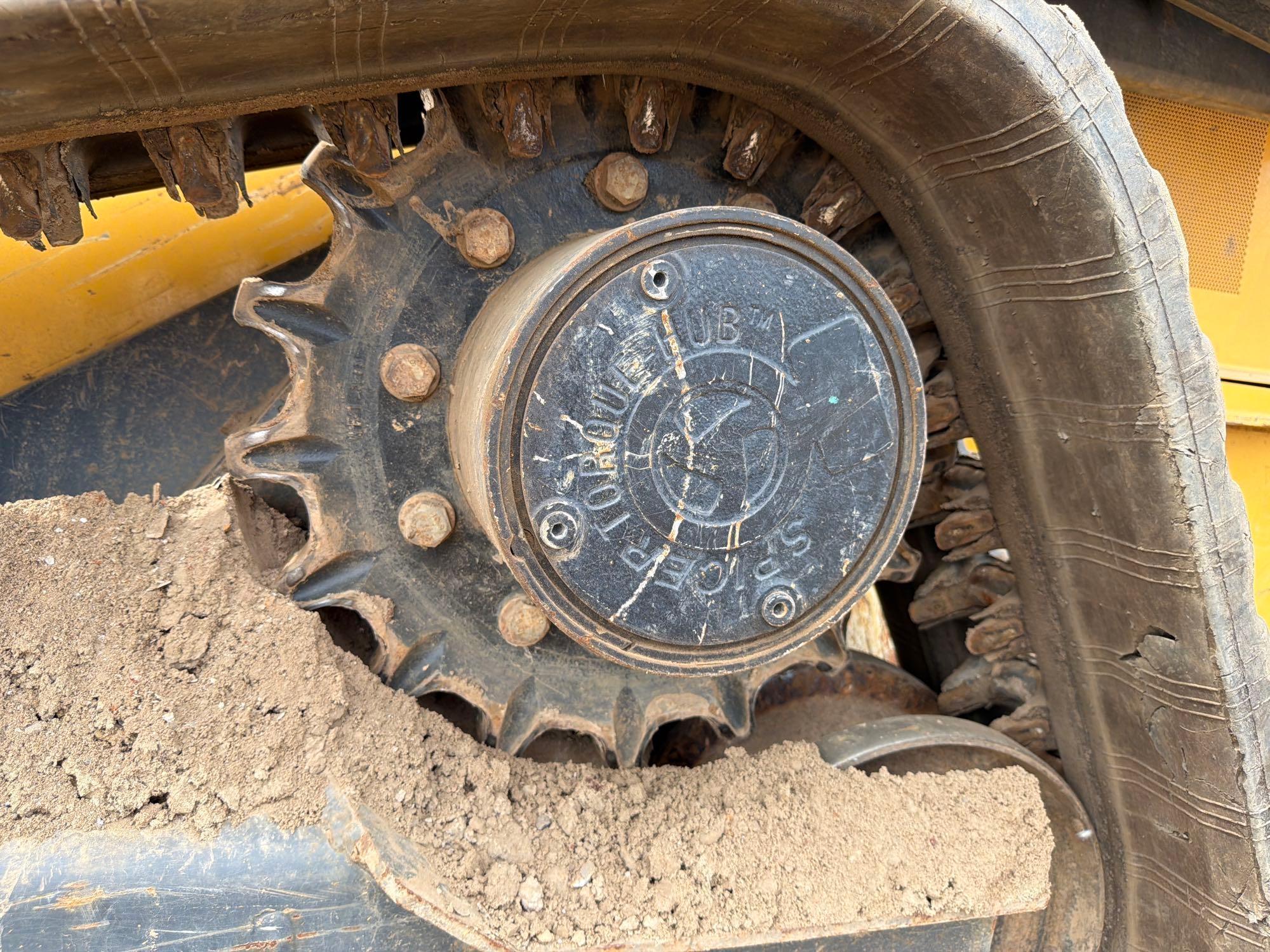 John Deere 325G