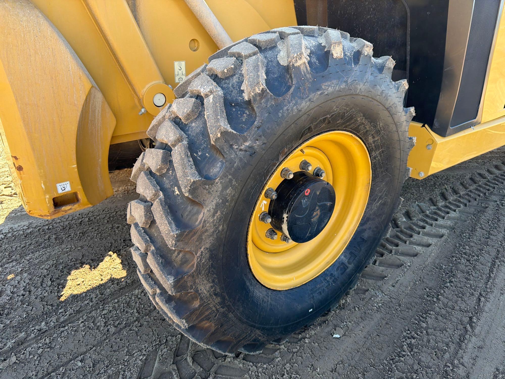Caterpillar TL1055