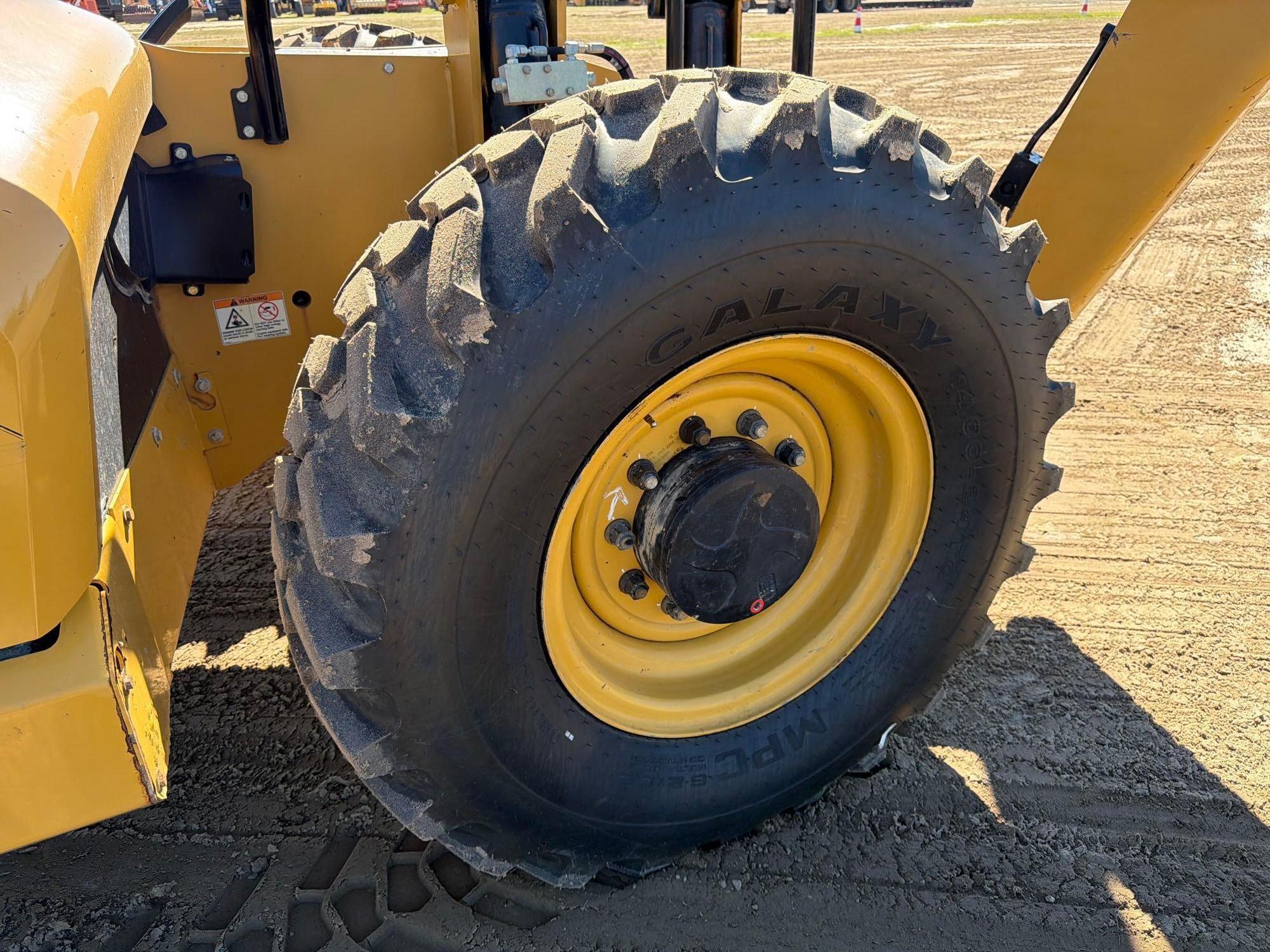 Caterpillar TL1055