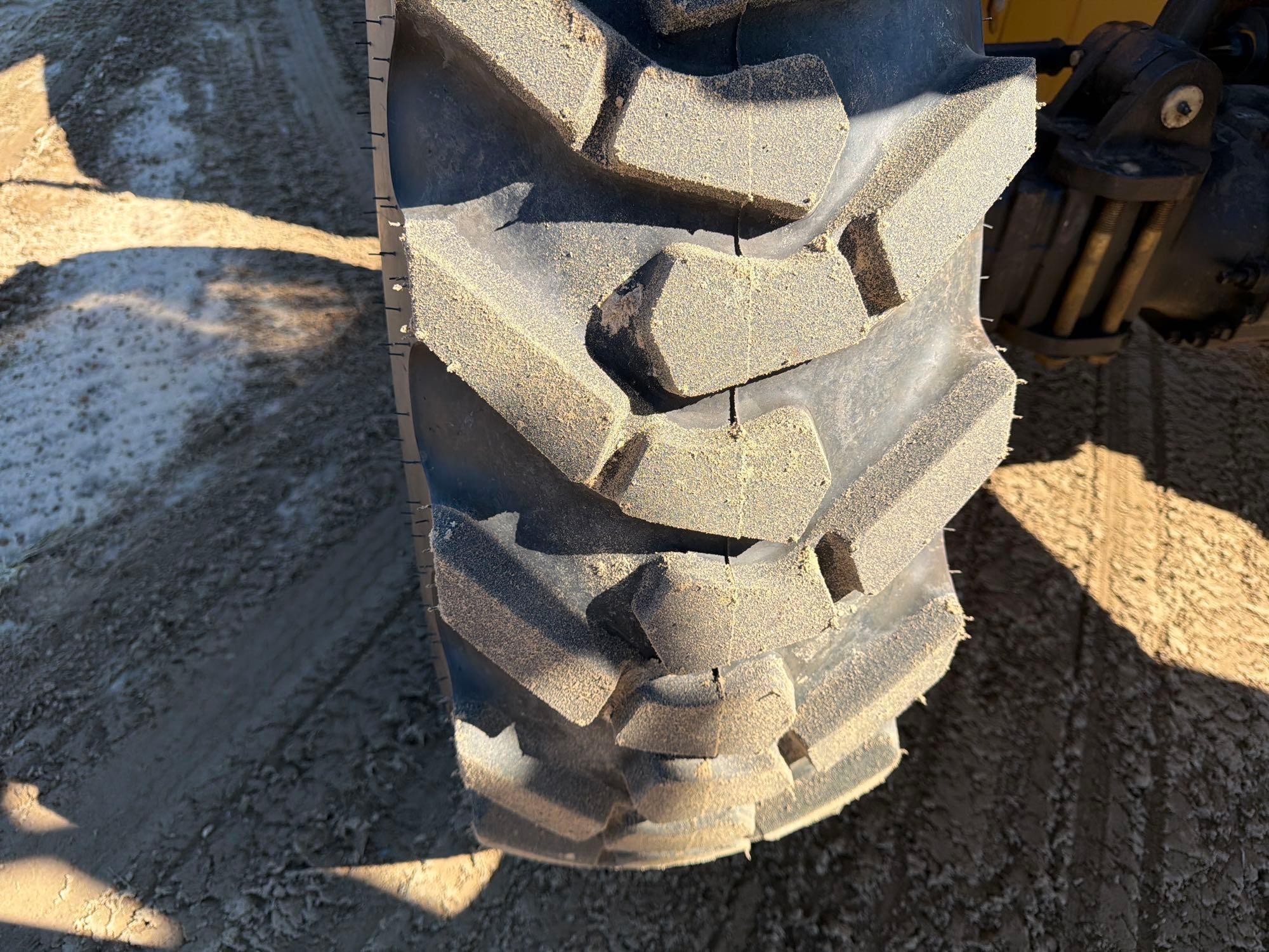 Caterpillar TL1055
