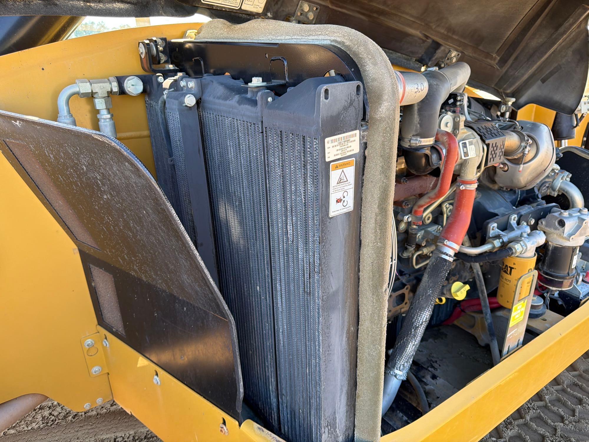 Caterpillar TL1055