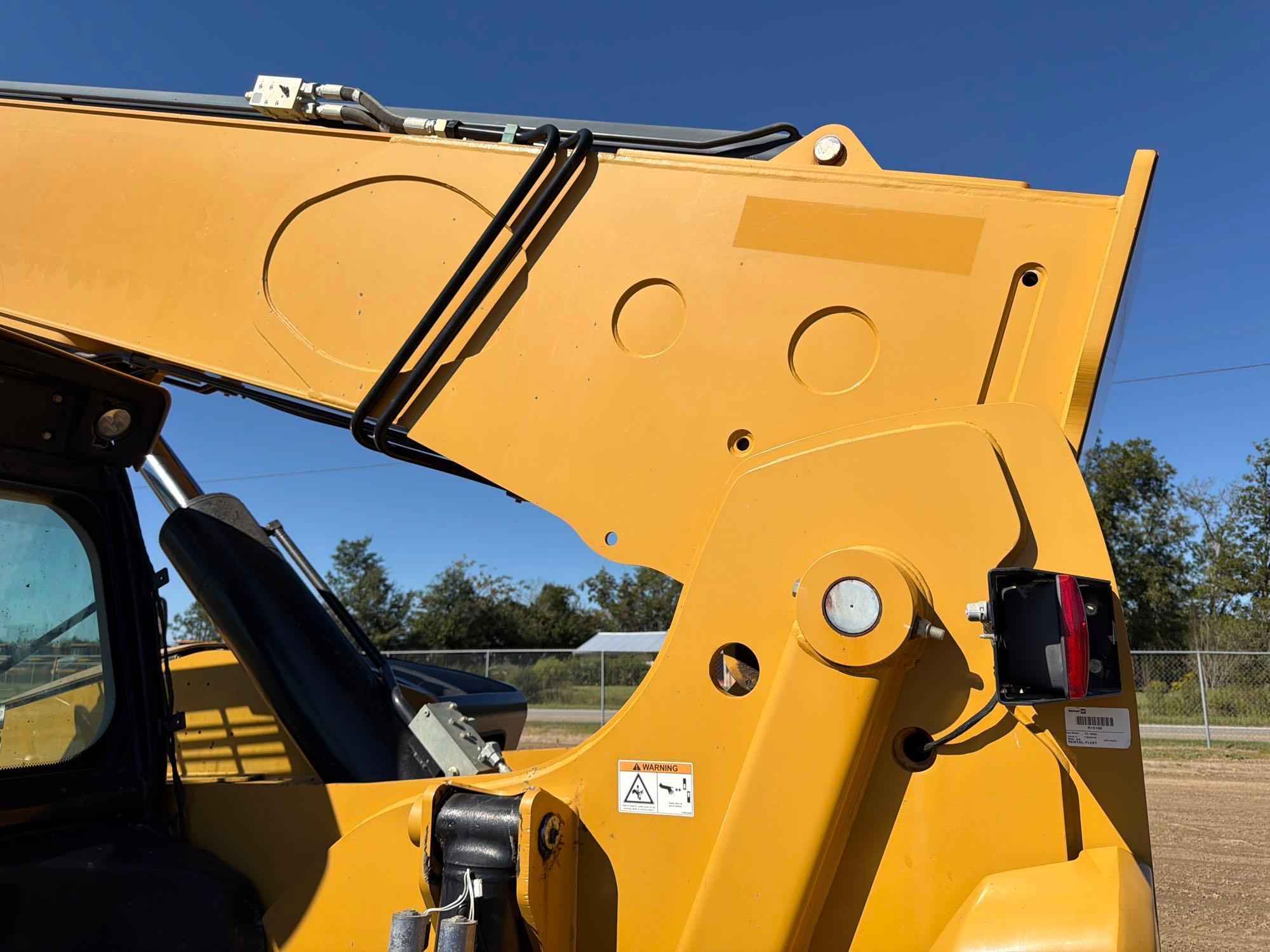Caterpillar TL1055