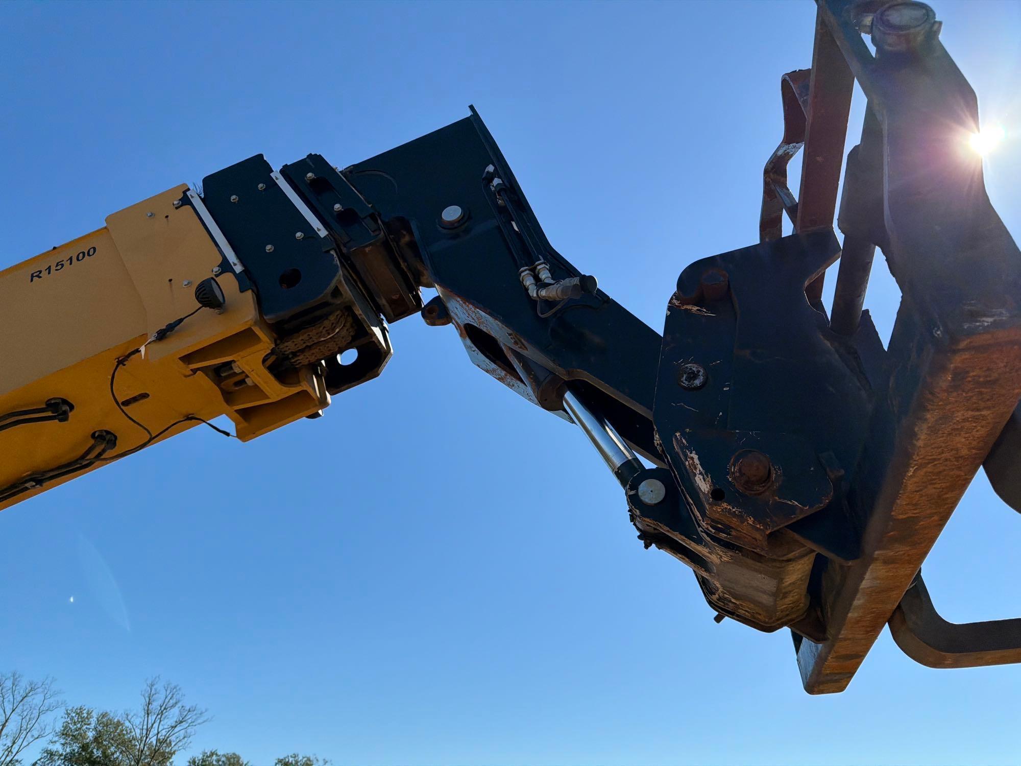 Caterpillar TL1055