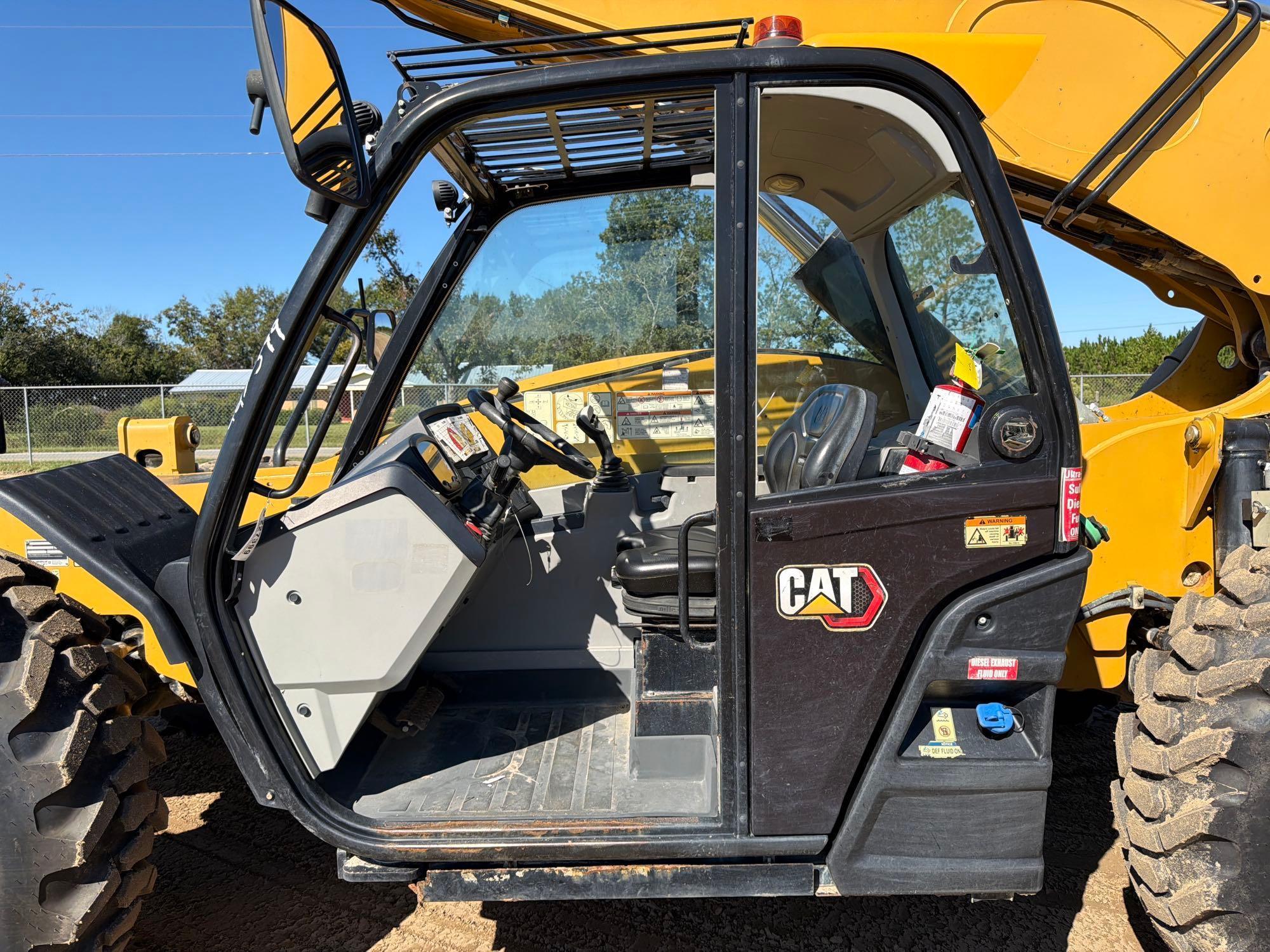 Caterpillar TL1055
