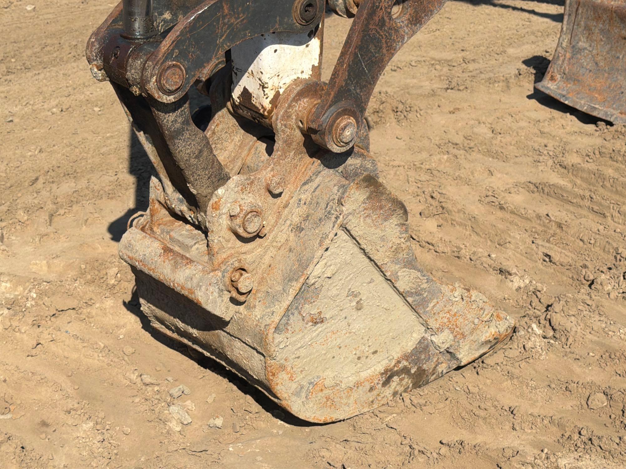 Bobcat E35