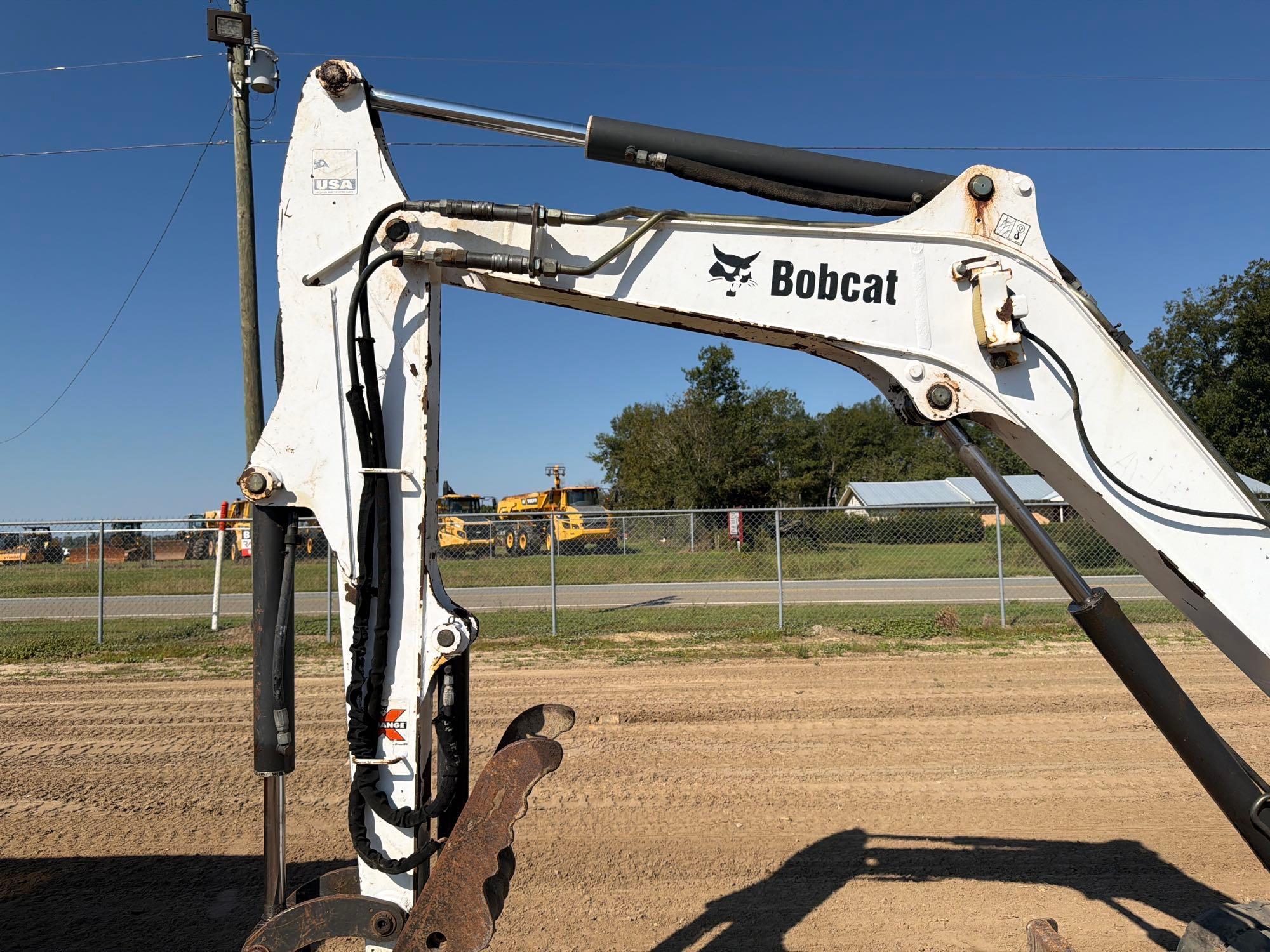 Bobcat E35