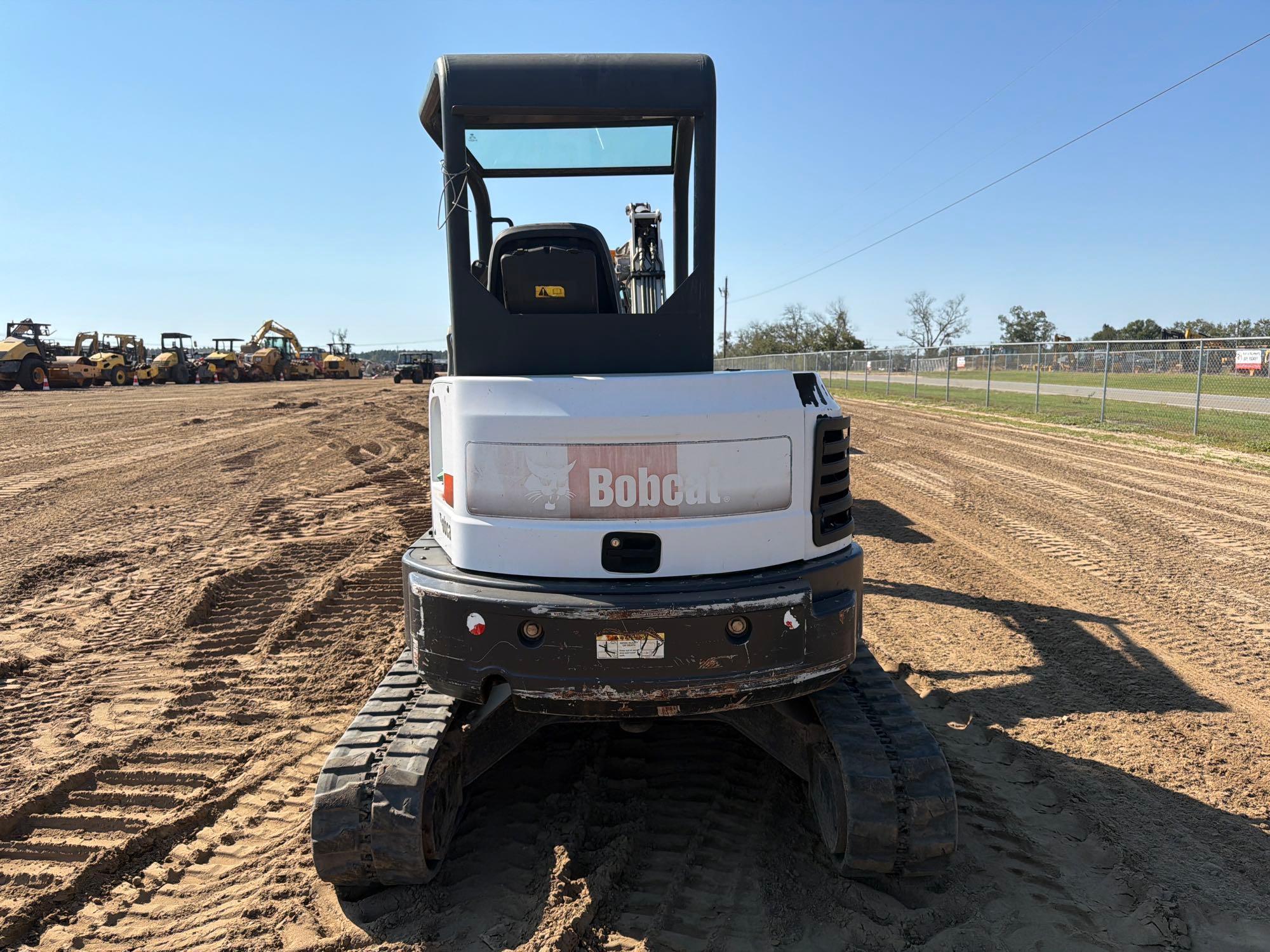 Bobcat E35