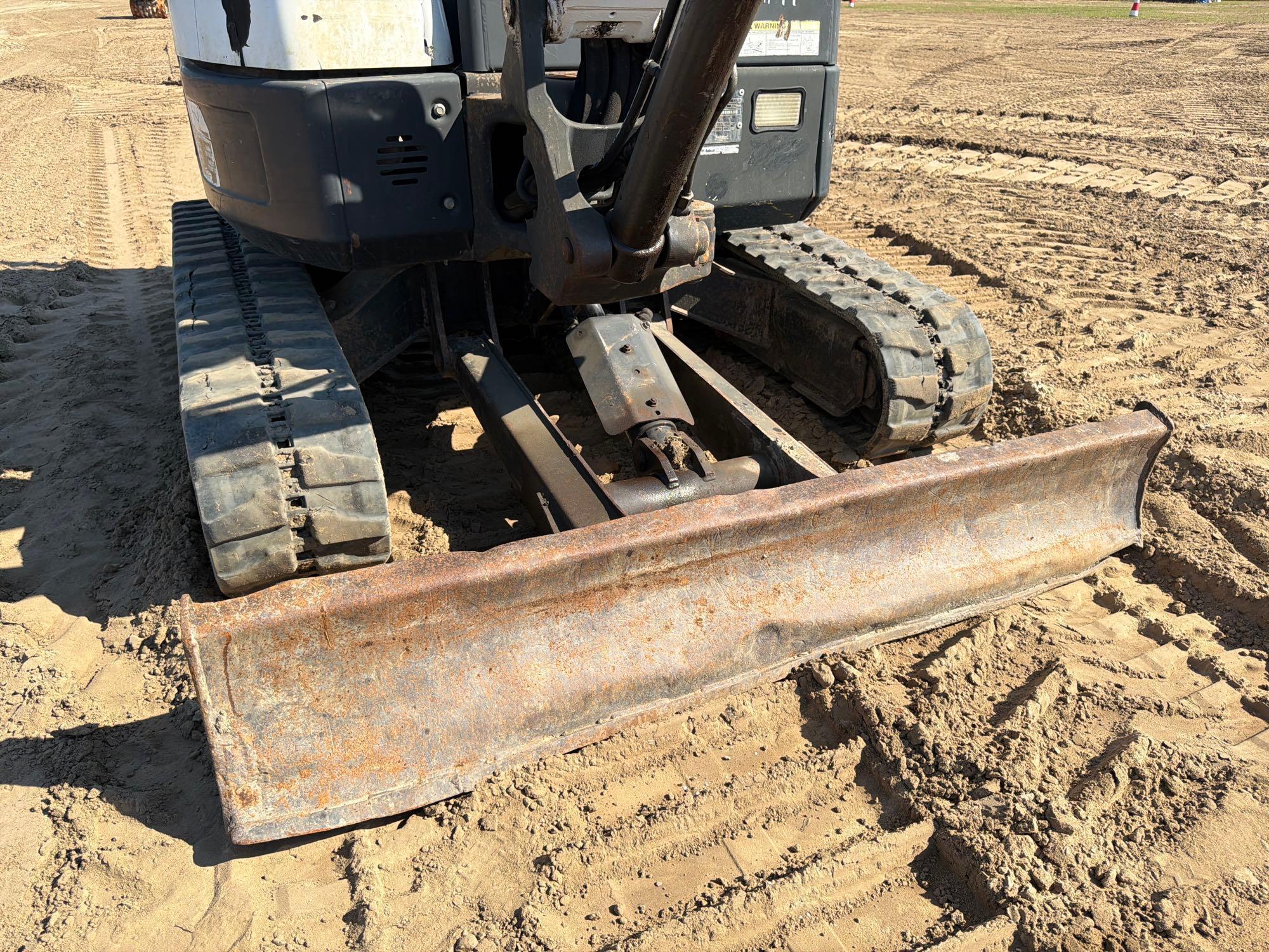 Bobcat E35