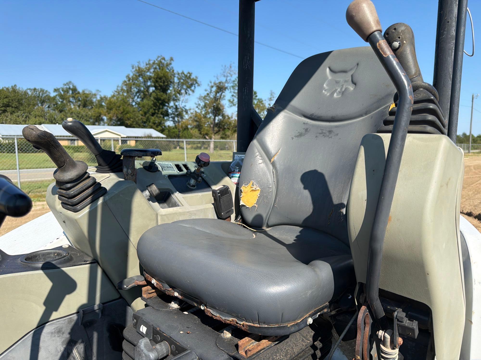 Bobcat E35