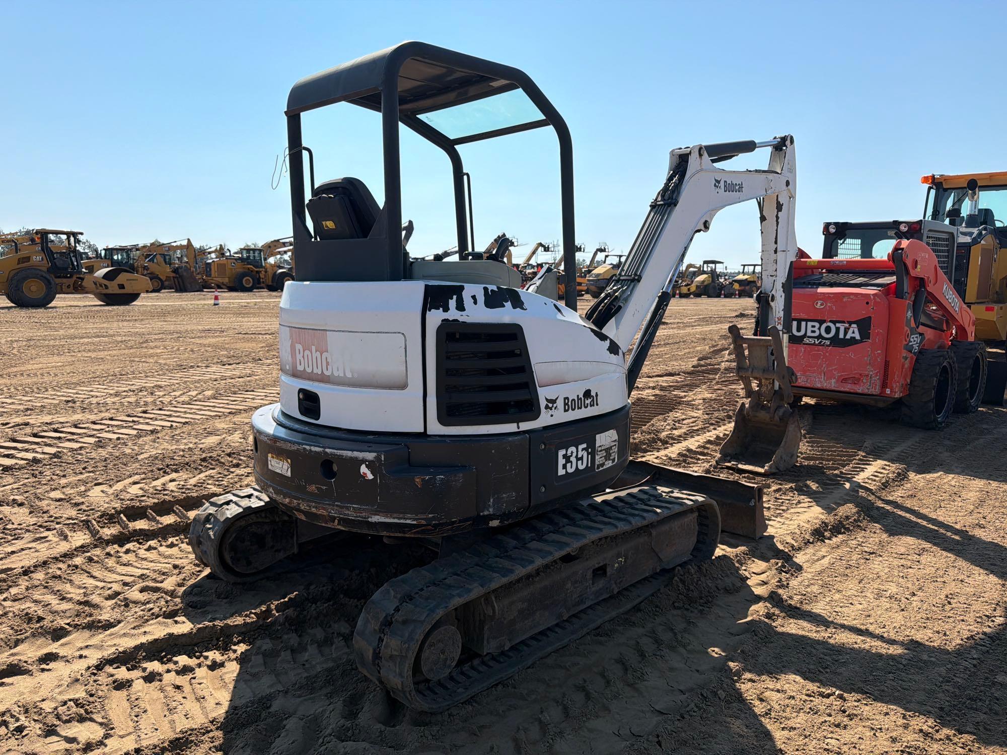 Bobcat E35