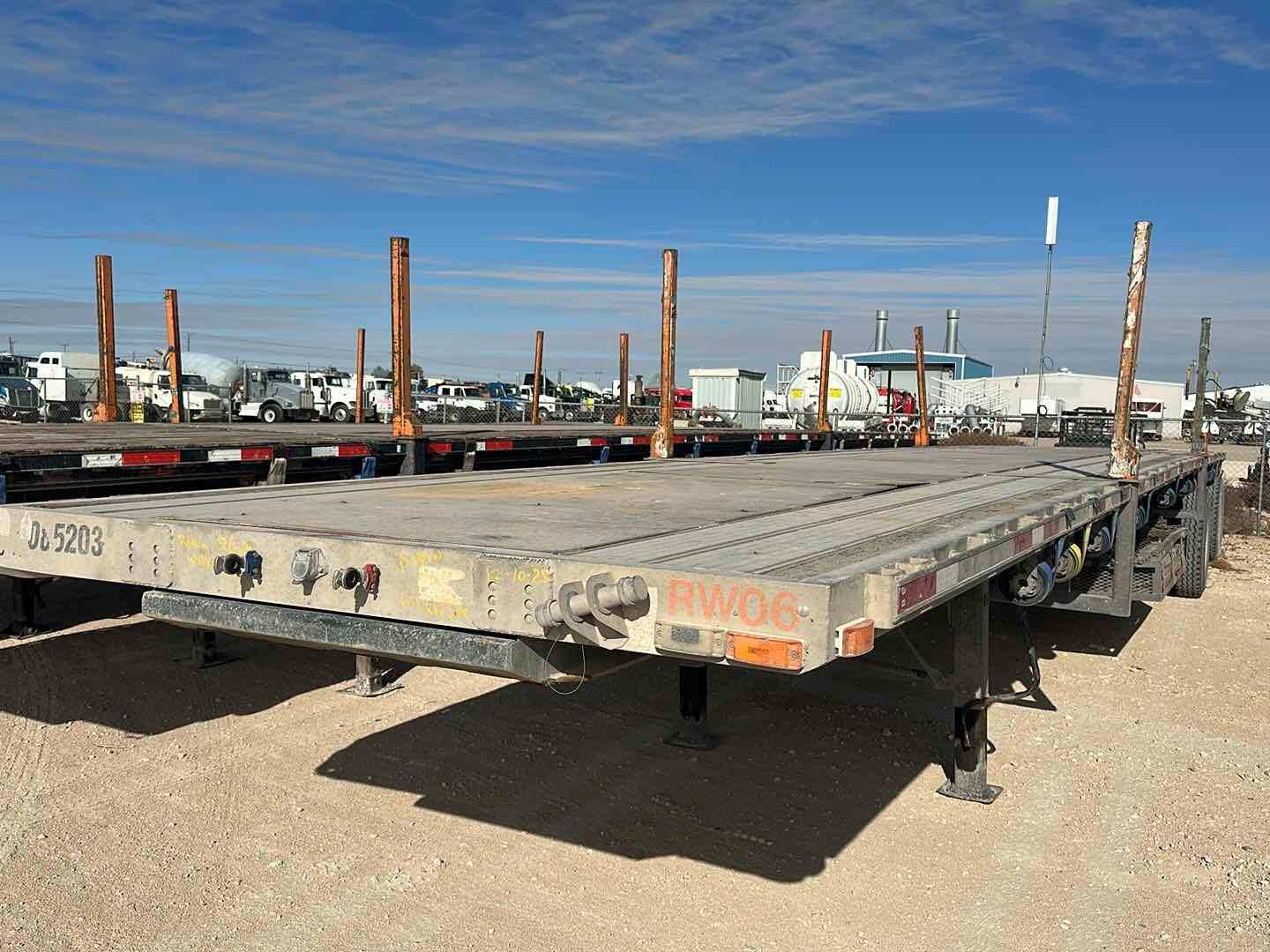 2008 TRANSCRAFT 48X102 STEEL FLATBED