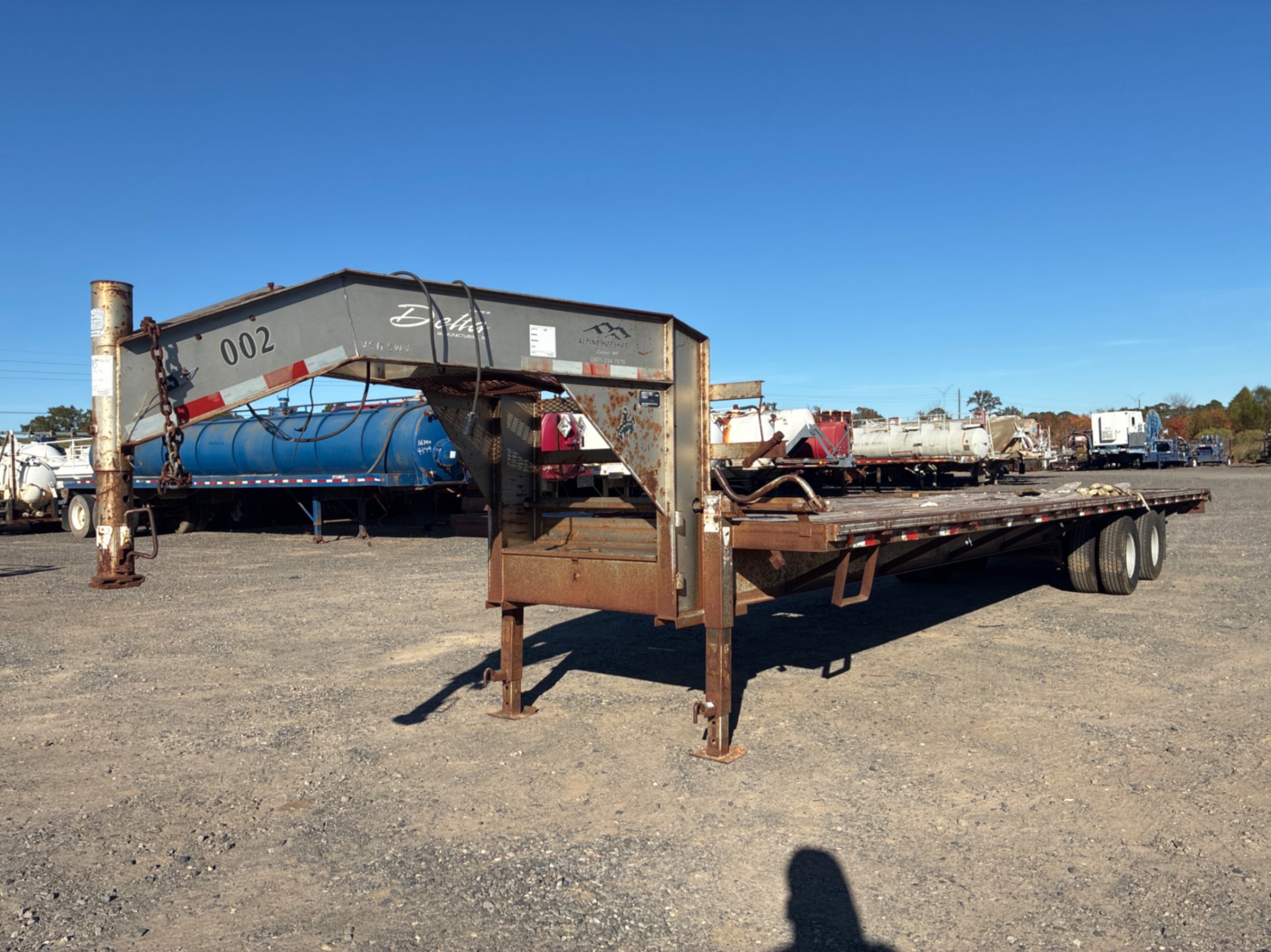 2007 DELTA GOOSENECK TRAILER