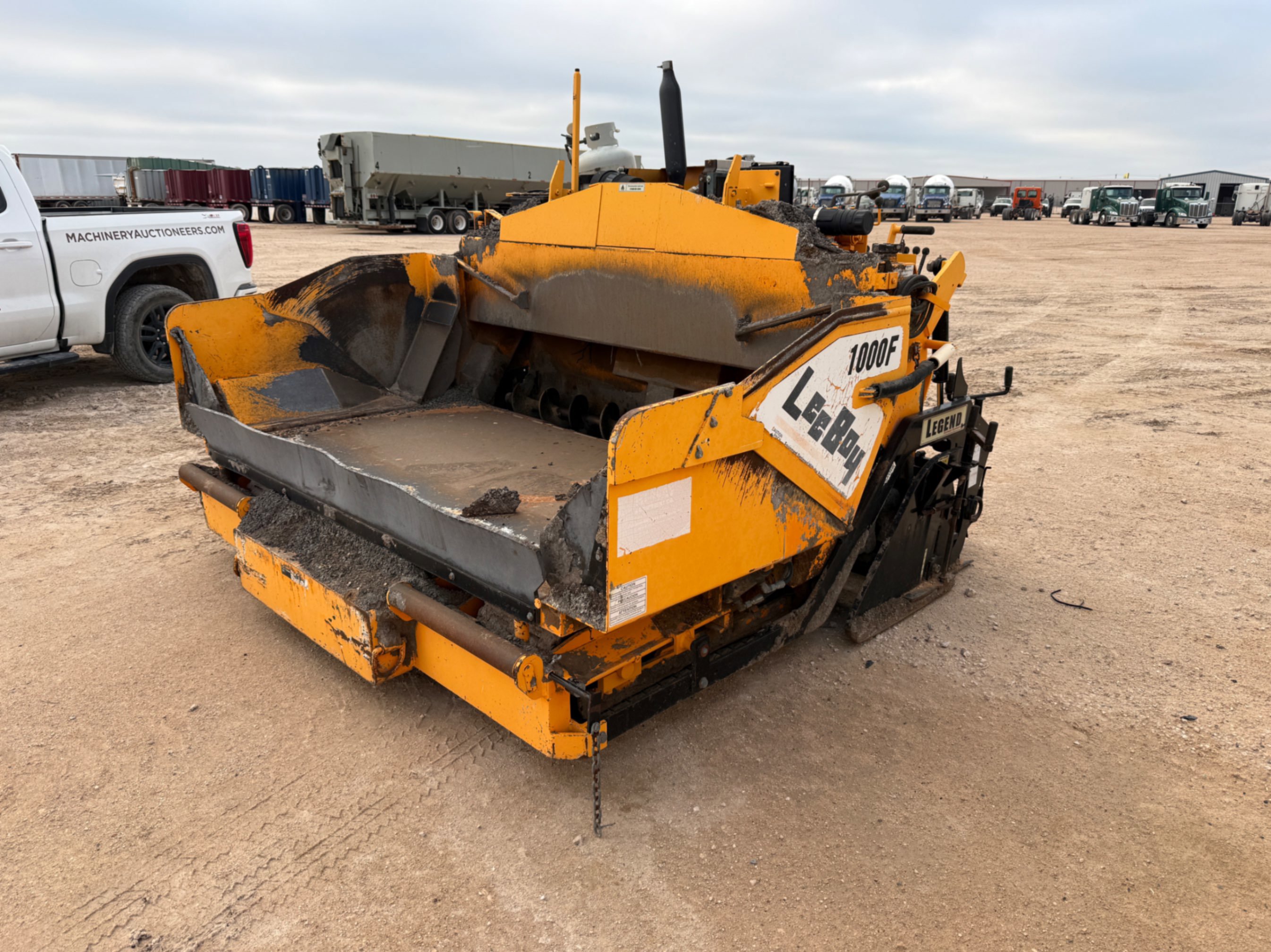 LEEBOY  1000 PAVER