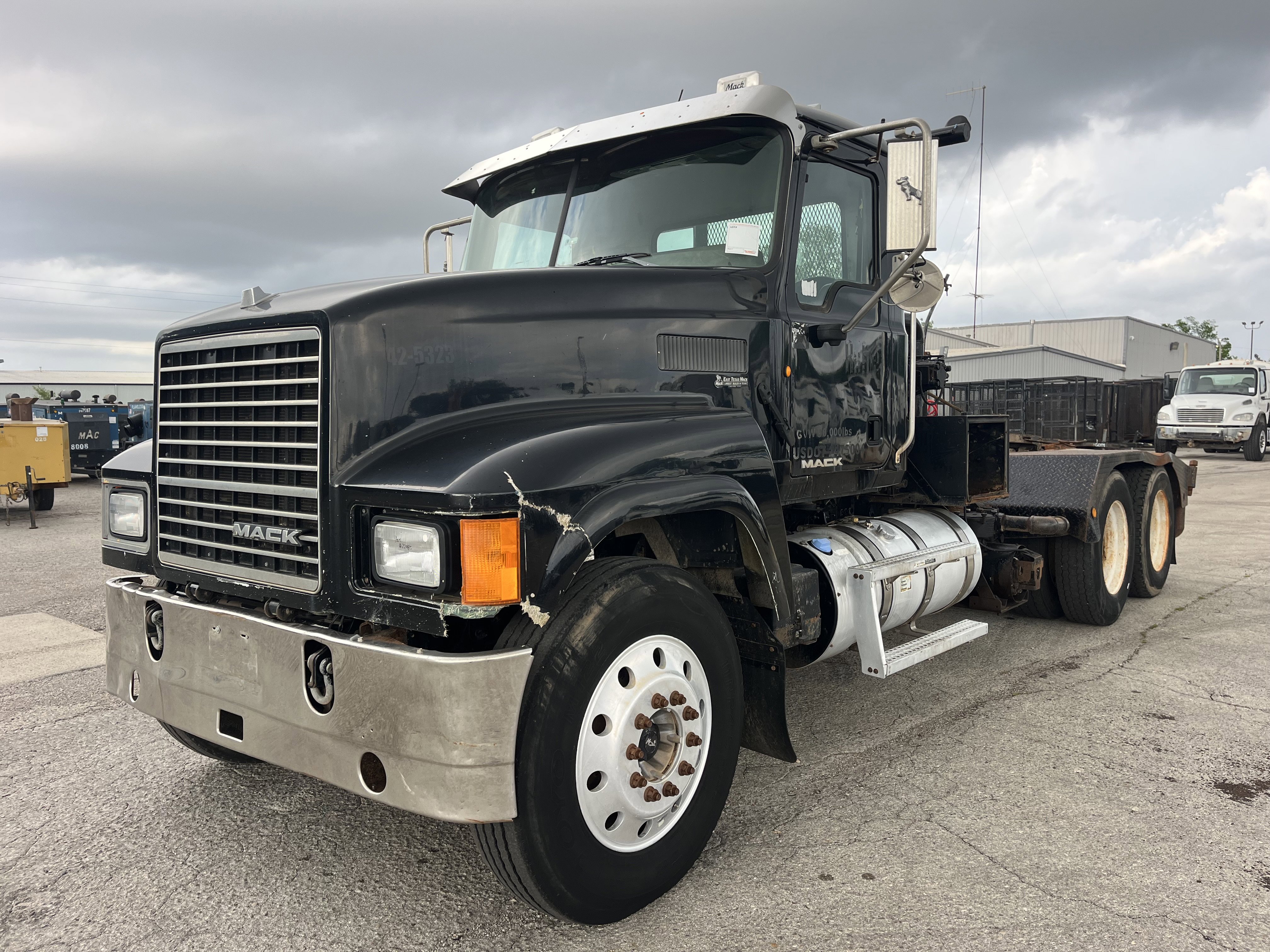 2013 MACK CHU613 WINCH TRUCK