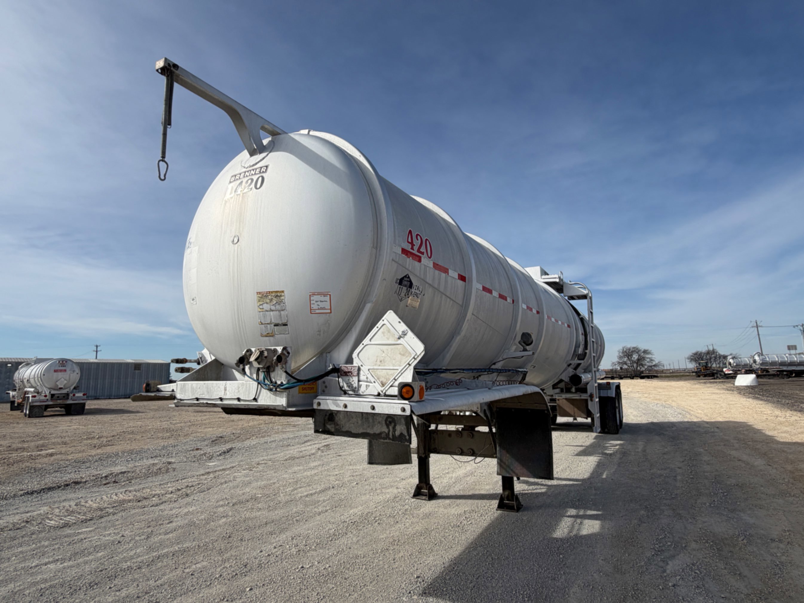 2014 BRENNER 210 BBL CRUDE TRAILER W/ PUMP