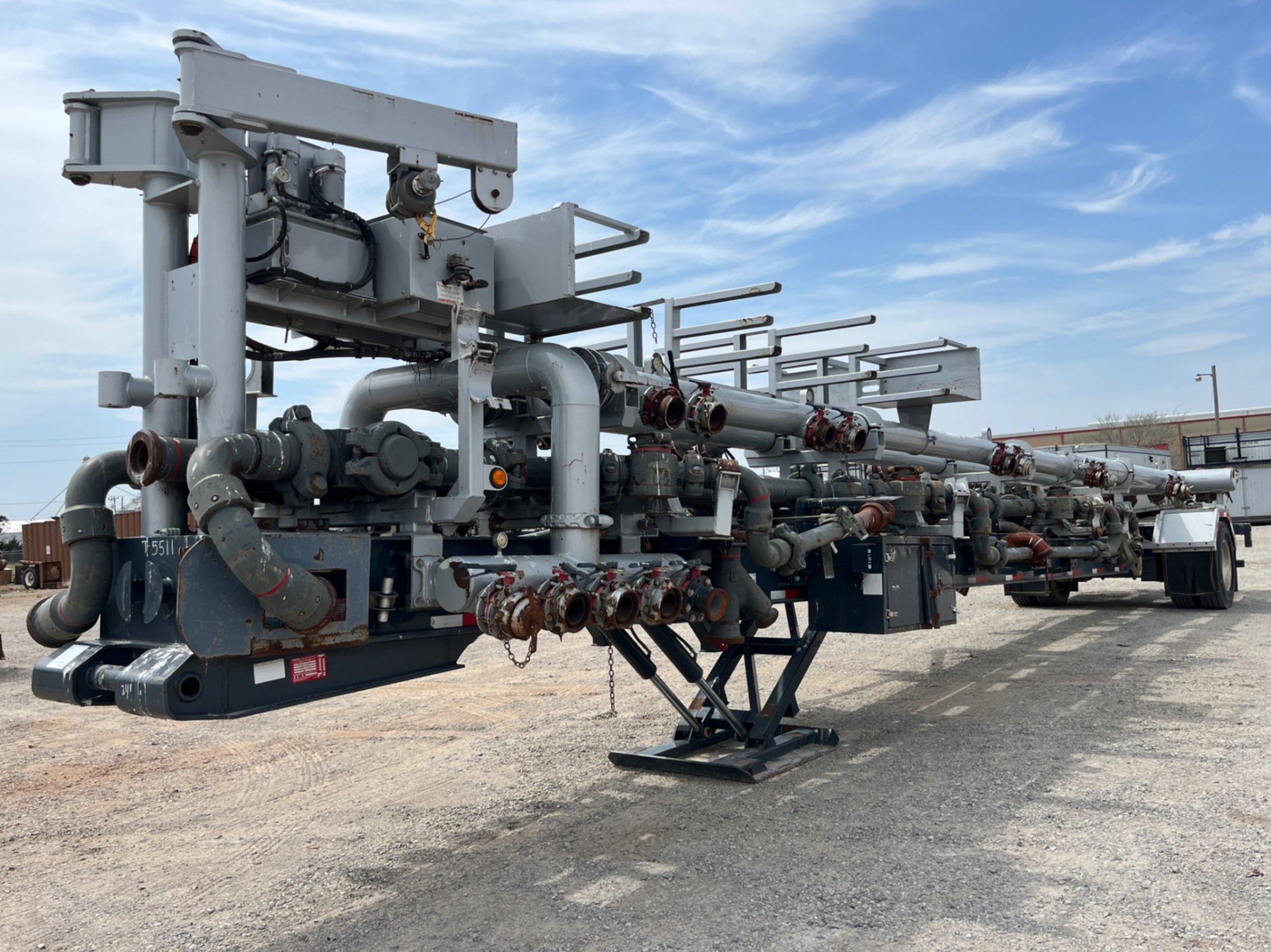 2014 MAGNUM FRAC MANIFOLD TRAILER