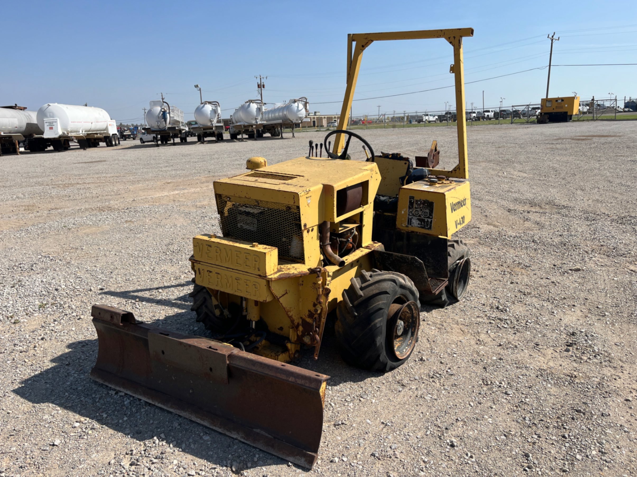 VERMEER V430 TRENCHER (INOPERABLE)