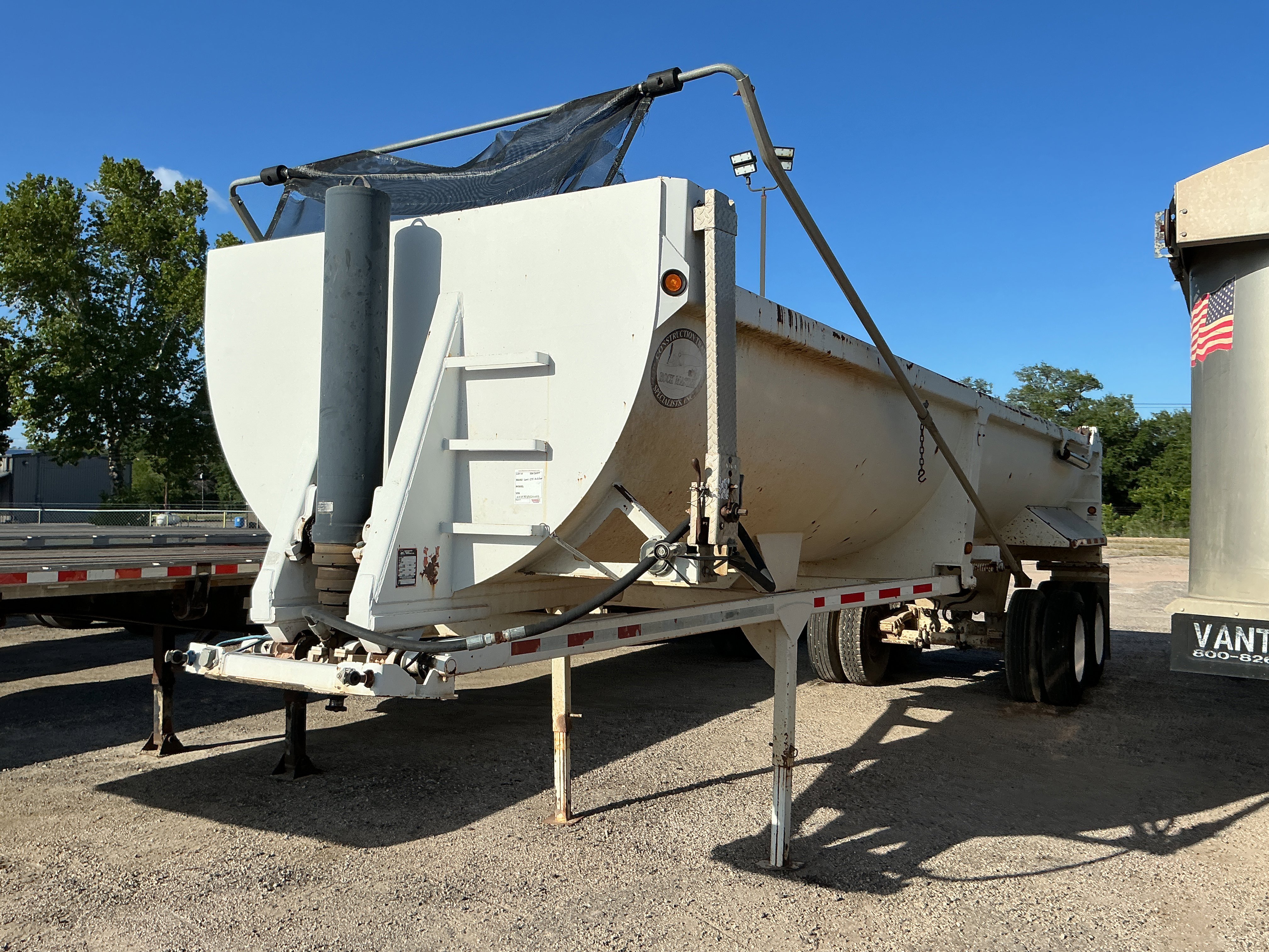 2006 CTS 32FT END DUMP TRAILER