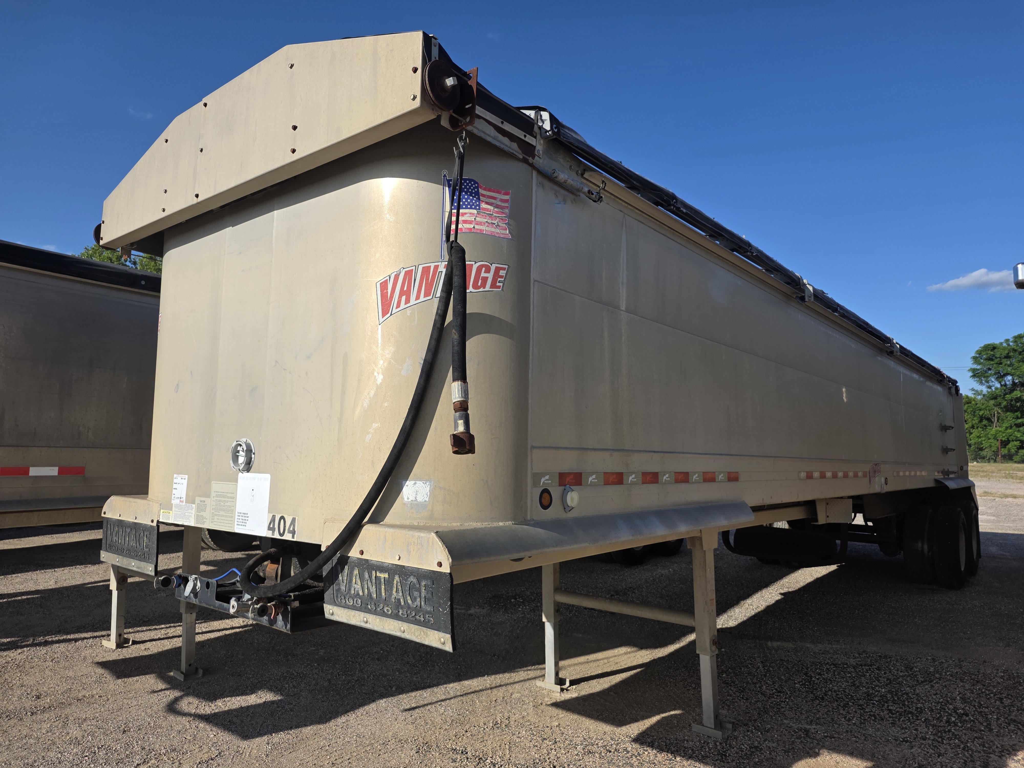 2007 VANTAGE 36FT ALUMINUM END DUMP TRAILER