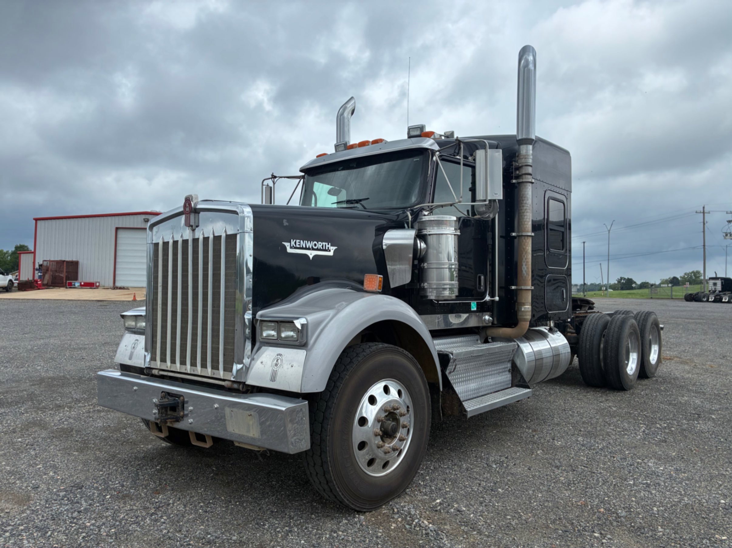 Photo of a 2018 Kenworth W900