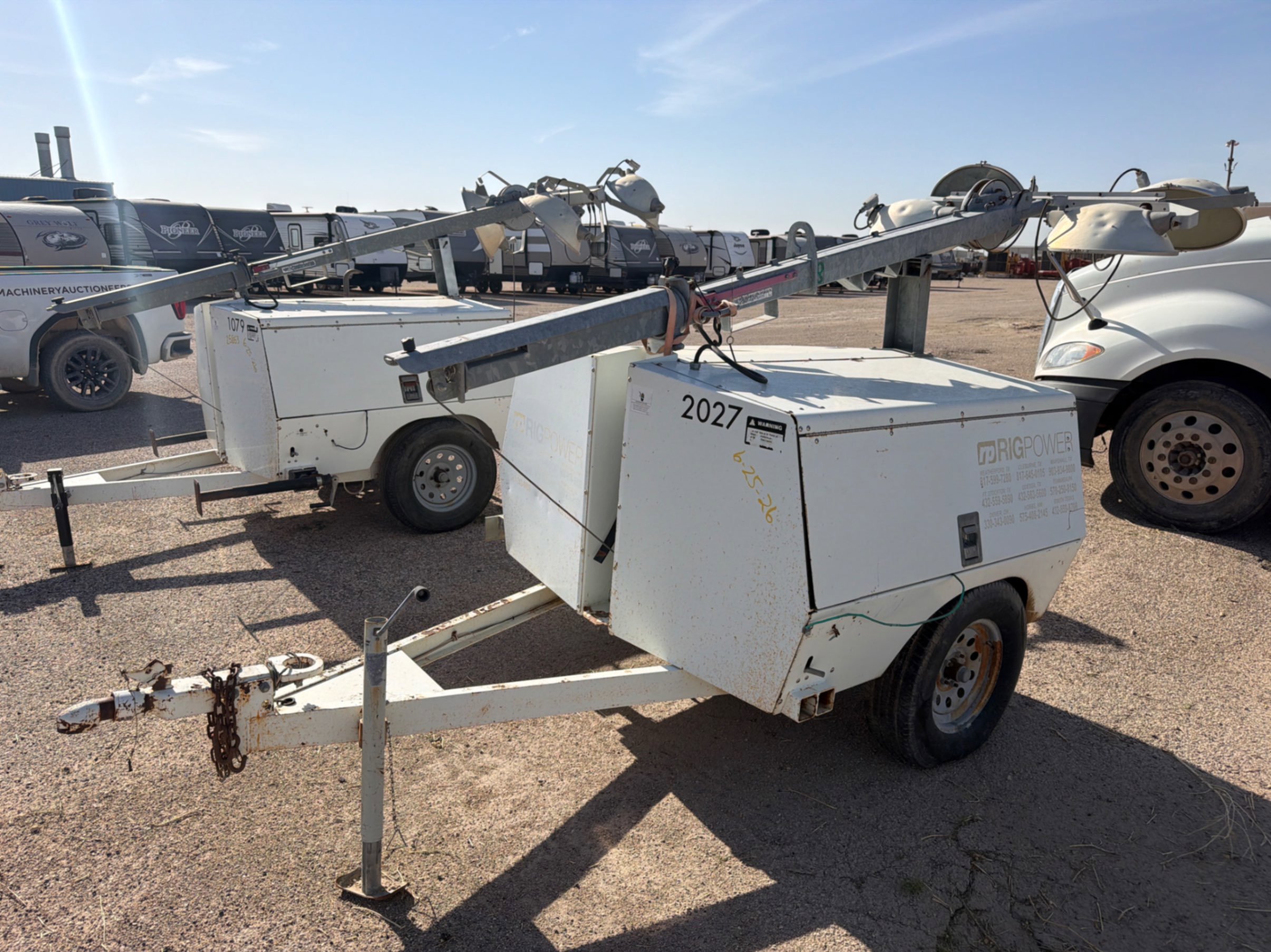 Photo of a  Allmand Maxi-Lite  