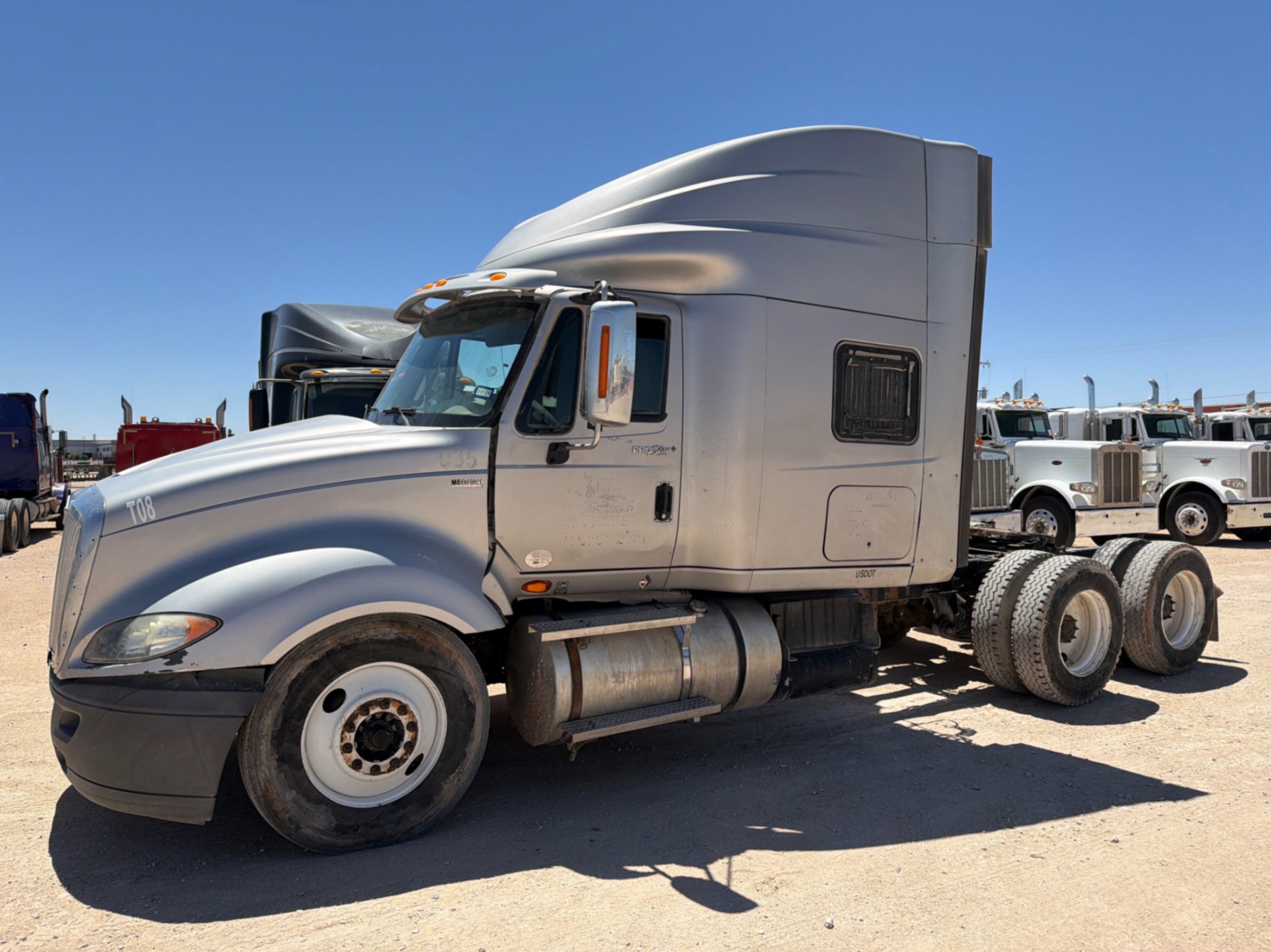 Photo of a 2012 International Prostar