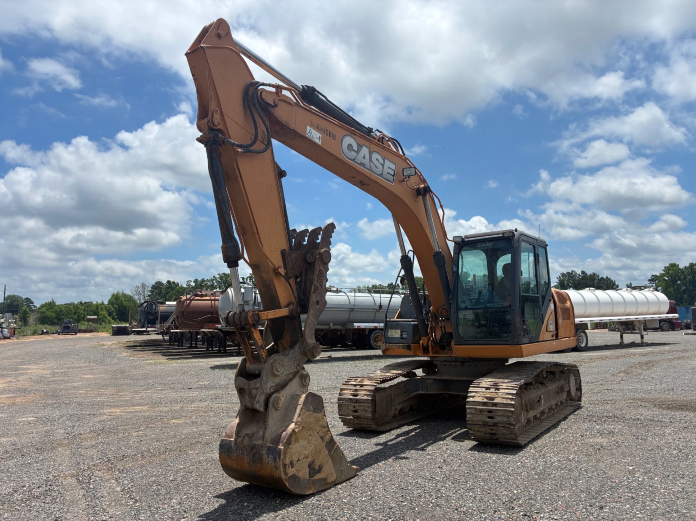 Photo of a 2015 Case CX160C