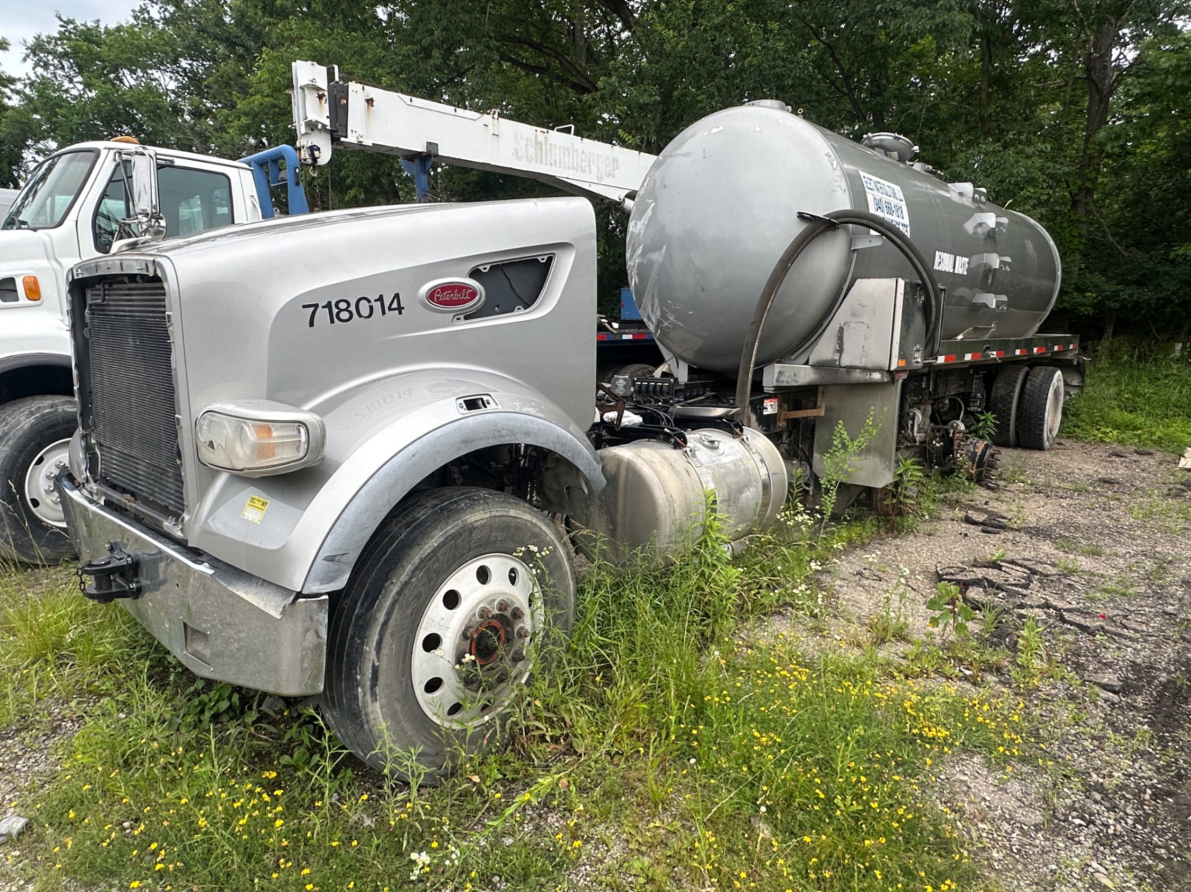 Photo of a 2019 Peterbilt 567