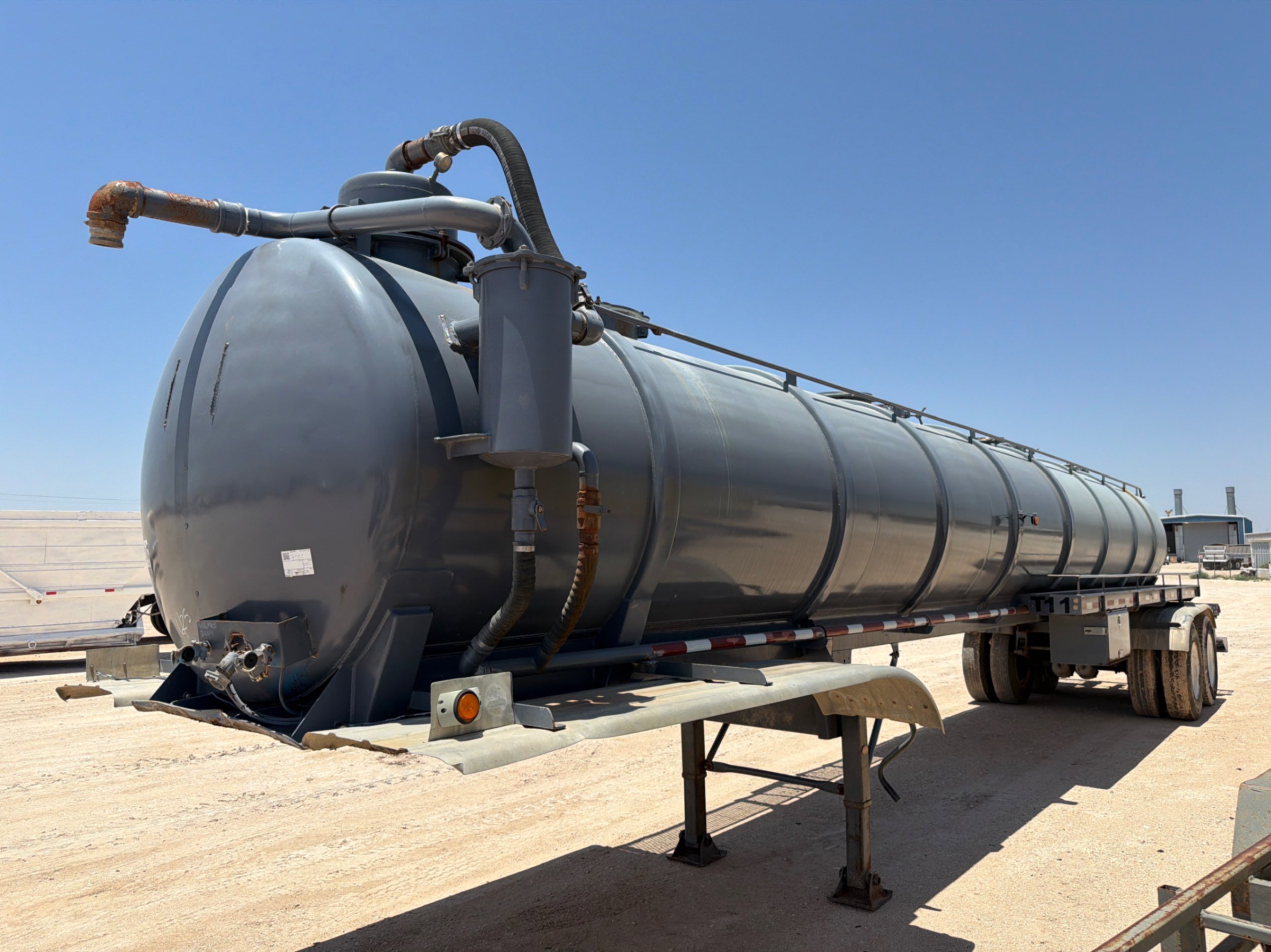 2001 FORT WORTH FAB 130BBL VAC TRAILER