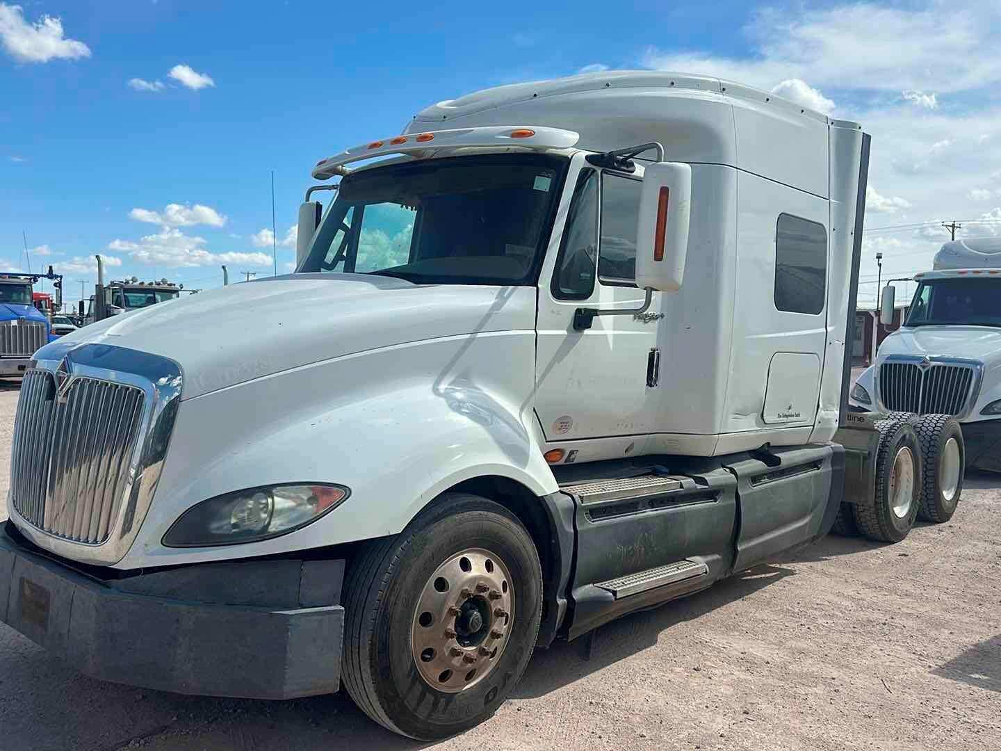 Photo of a 2014 International Prostar