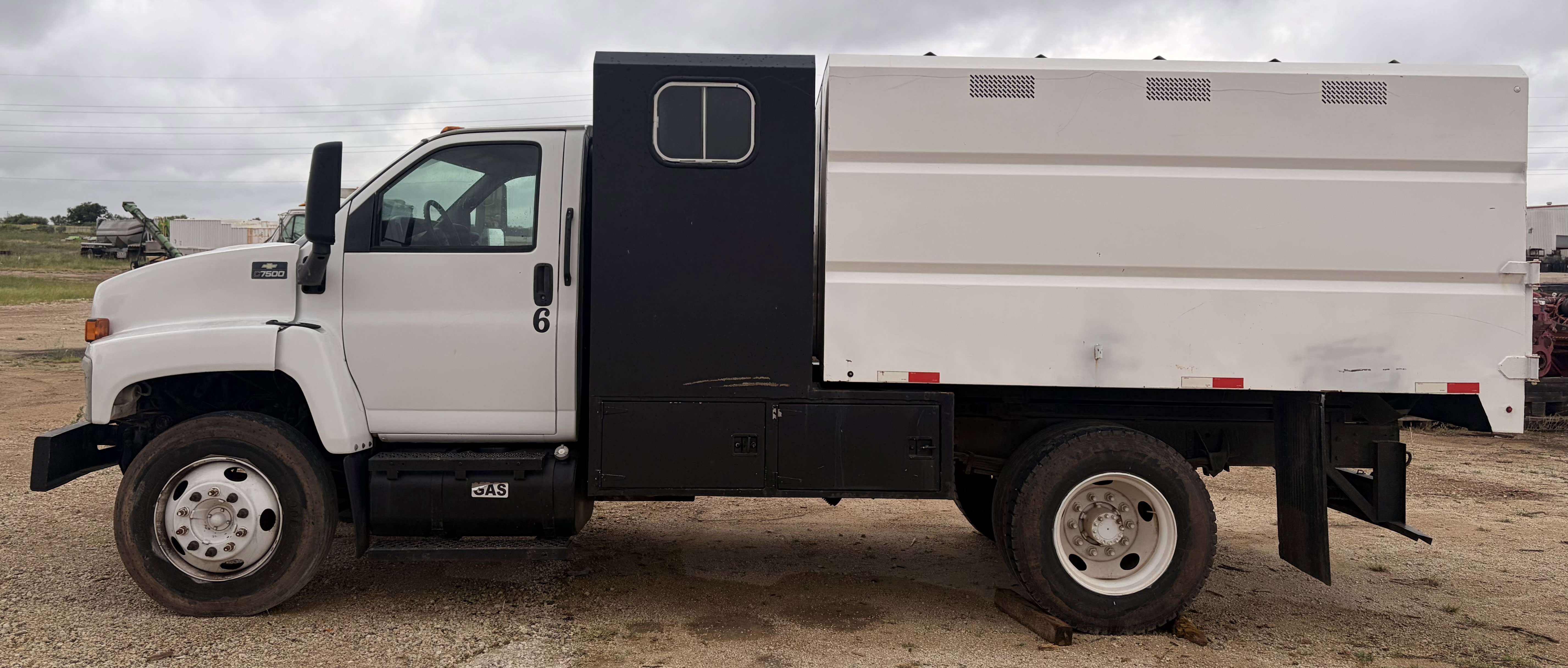 Photo of a 2009 GMC Topkick