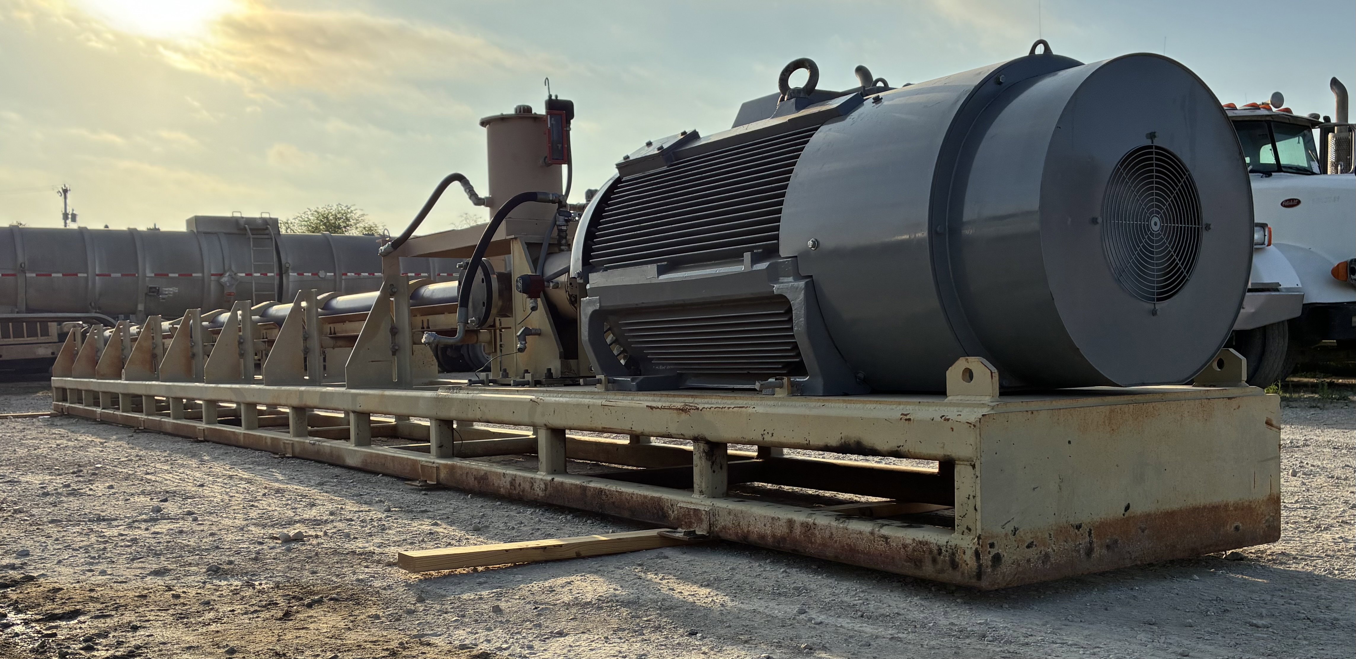 BAKER H PUMP ON SKID WITH ELECTROSPEED POWERSOURCE