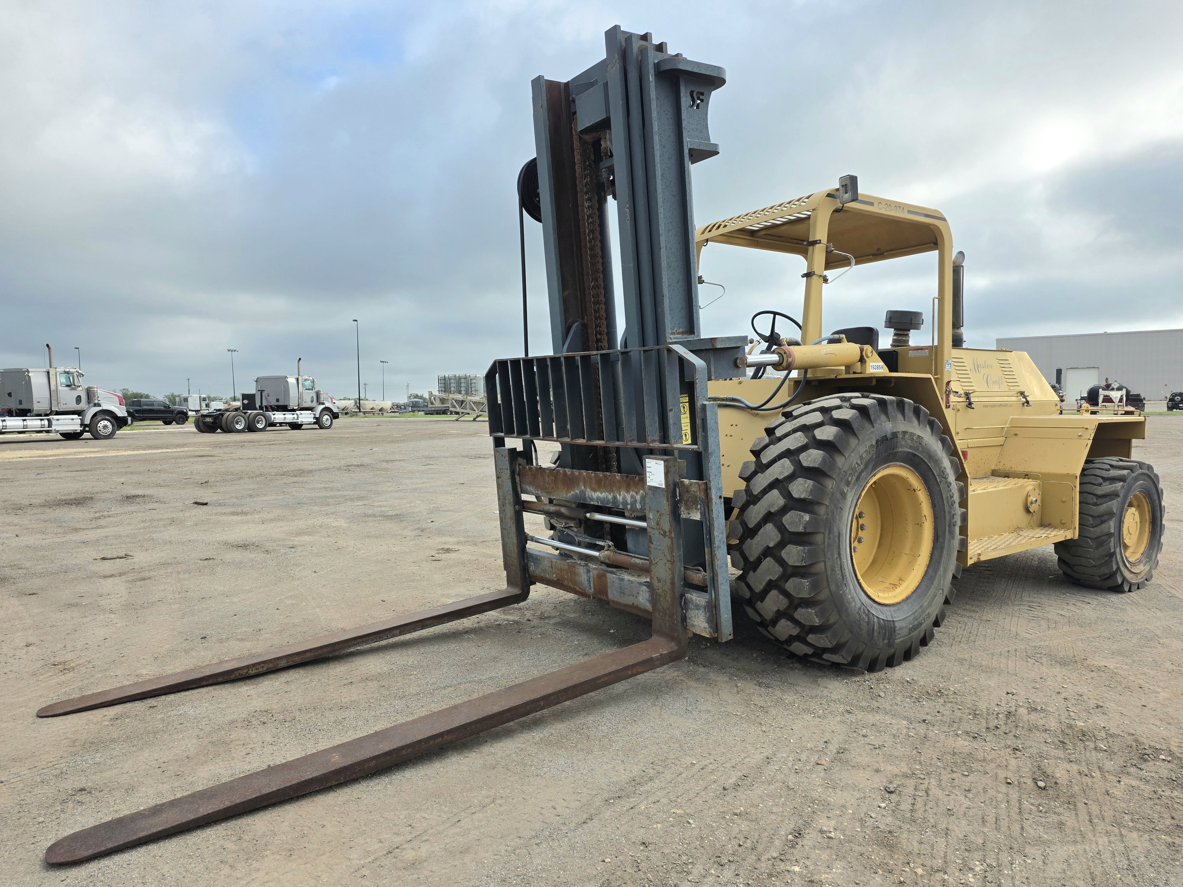 2013 MASTER CRAFT C20 FORKLIFT