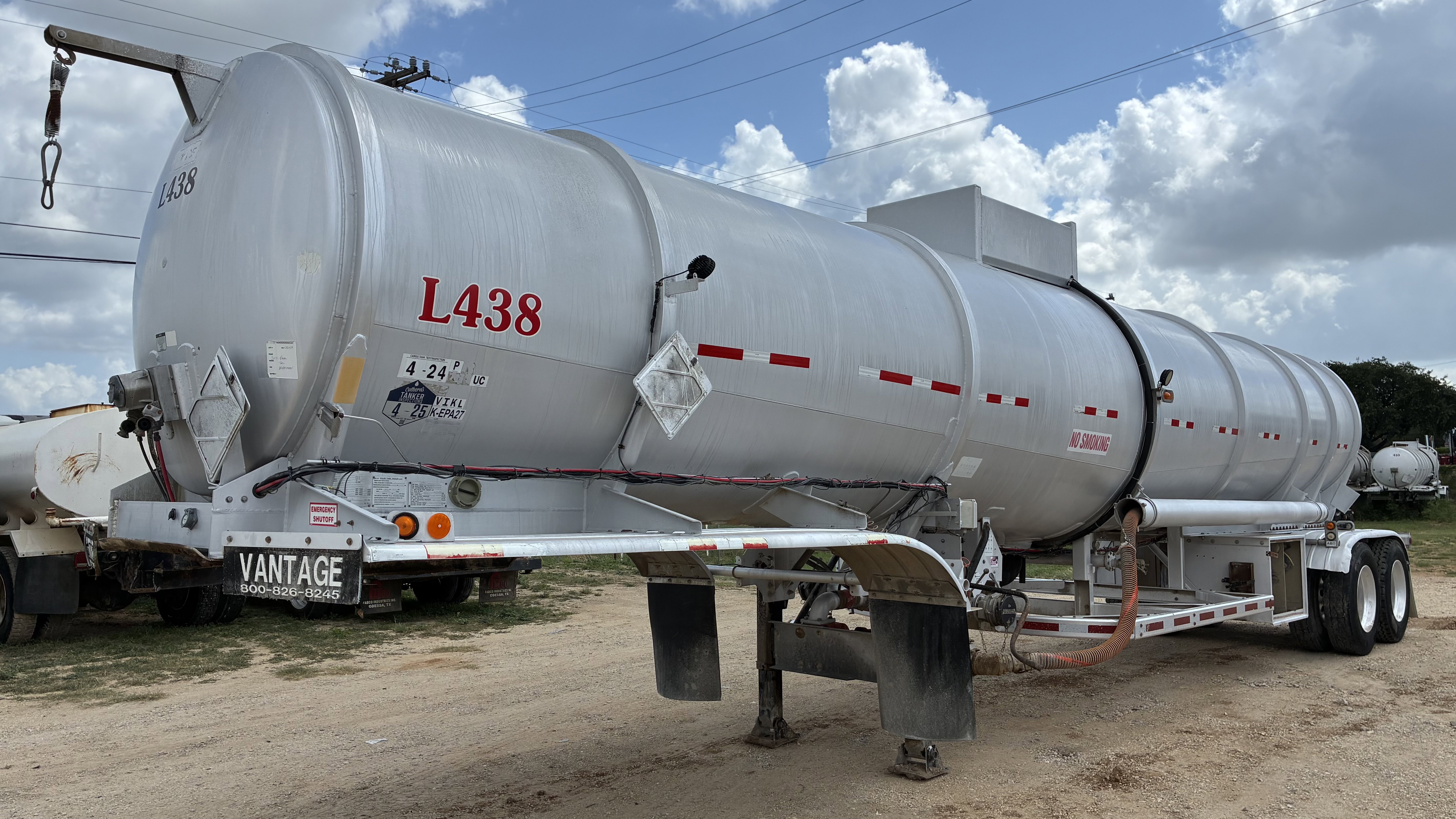 2012 POLAR TANK TRAILER