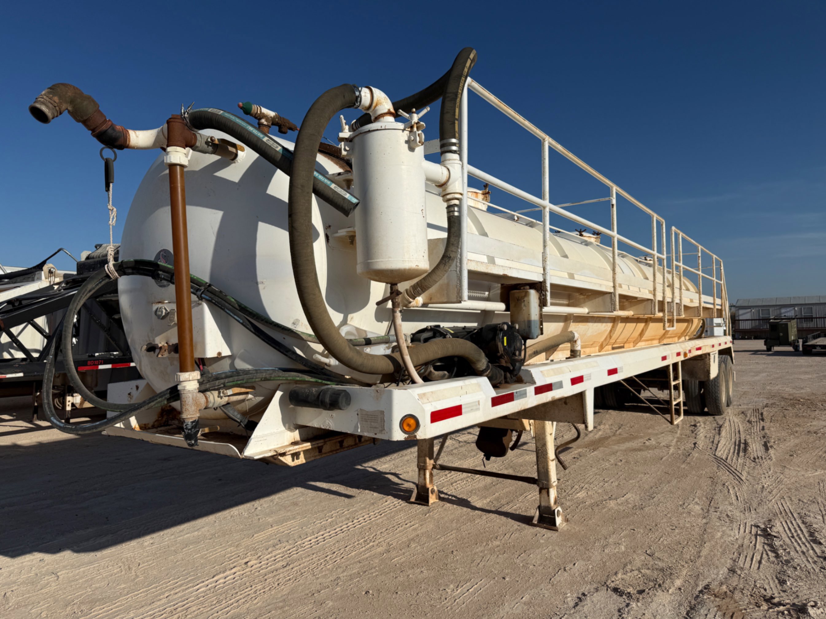 2012 DRAGON  130BBL VACUUM TRAILER W/CHALLENGER PUMP