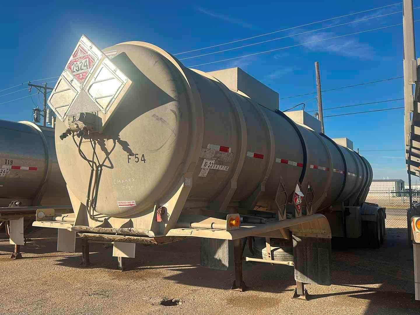 1990 TRAIL MASTER  TRANSPORT TRAILER