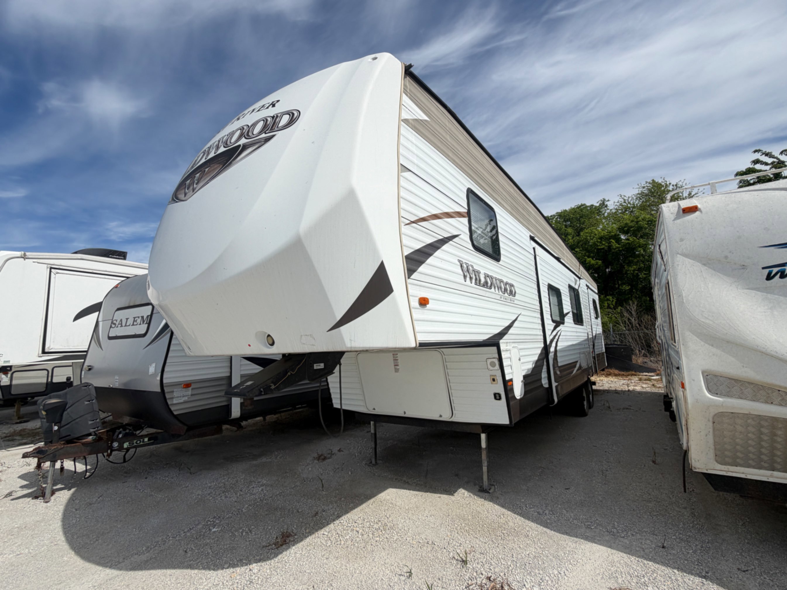 2015 WILDWOOD 5TH WHEEL