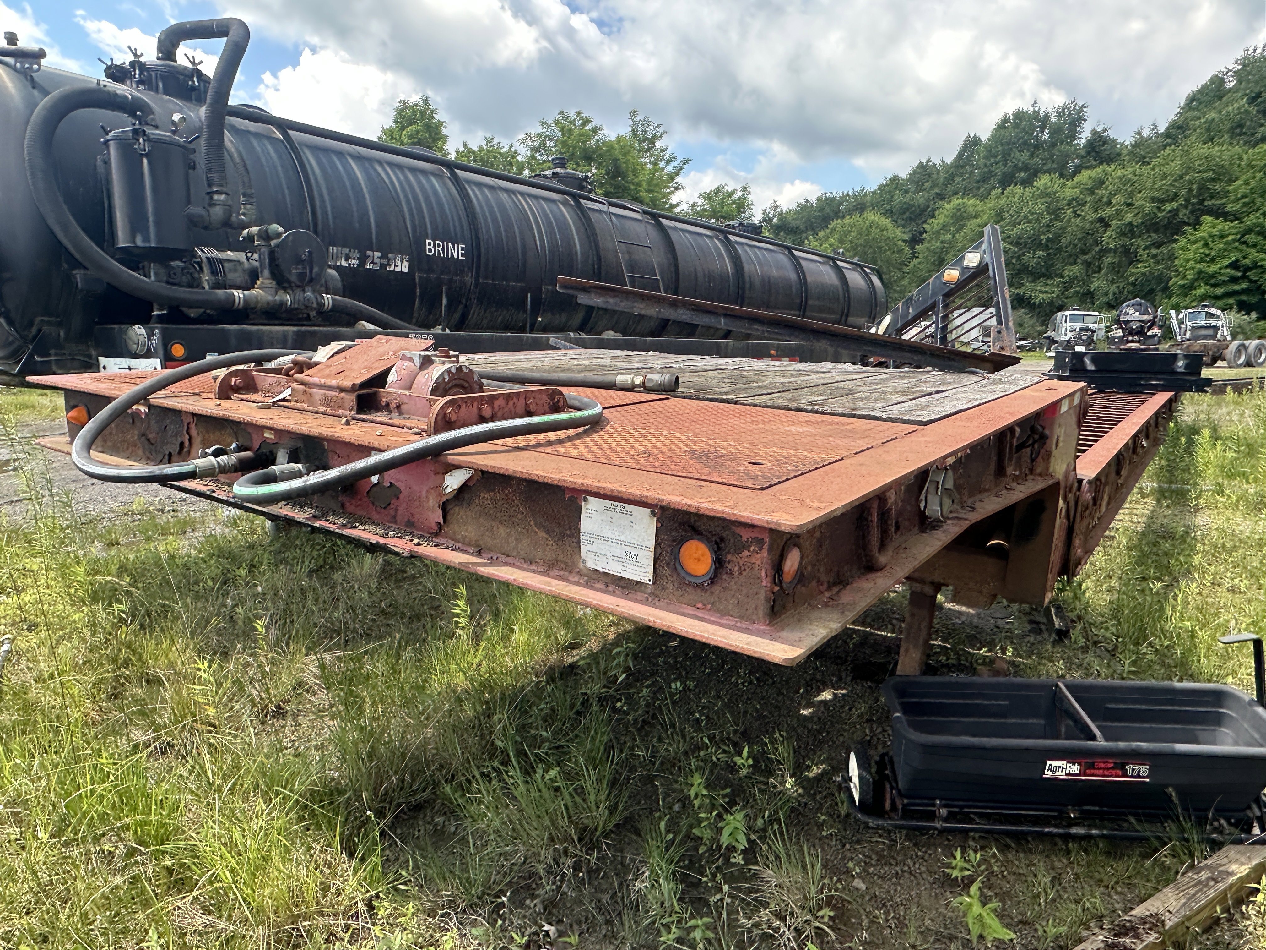 2006 DAKOTA MANUFACTURING CO INC TRAIL-EZE SLIDE AXLE