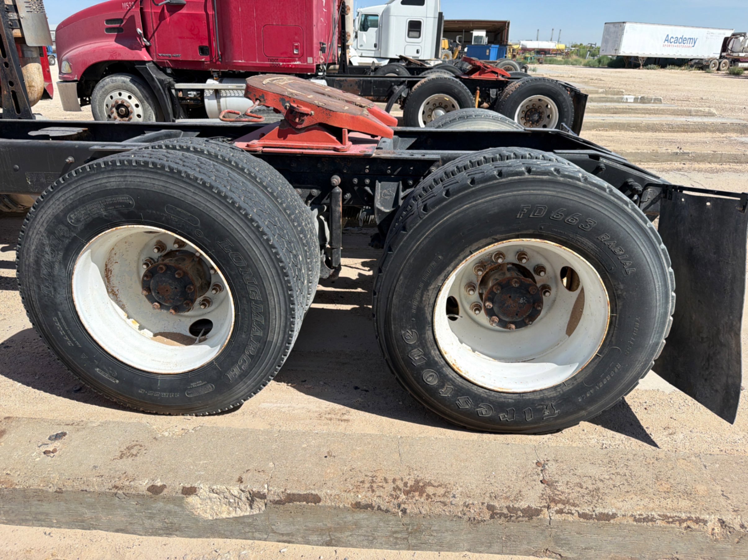2001 Mack VISION