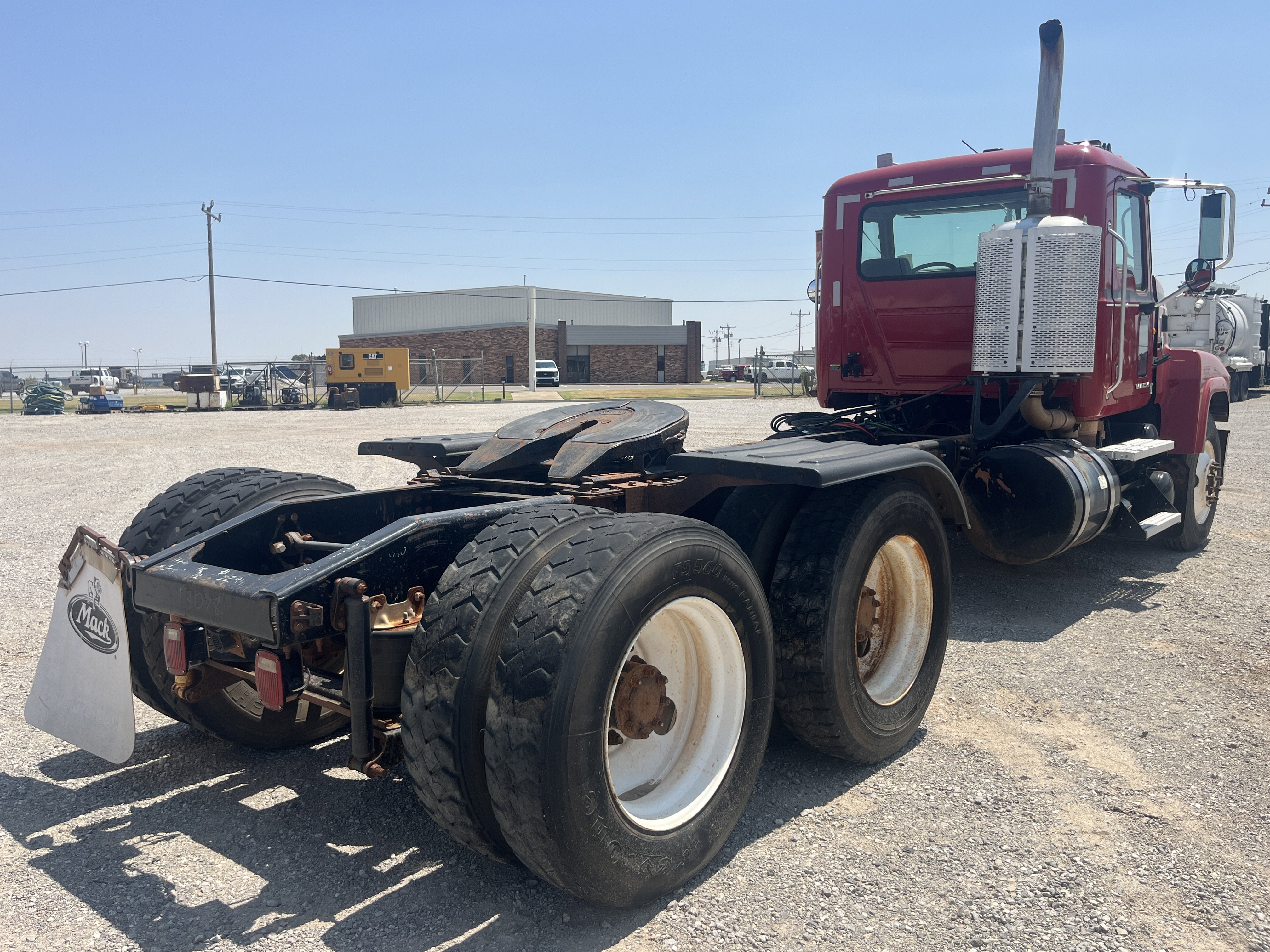 2001 Mack VISION