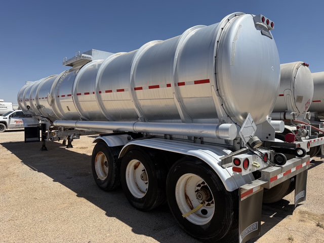 2000 Trojan 130BBL