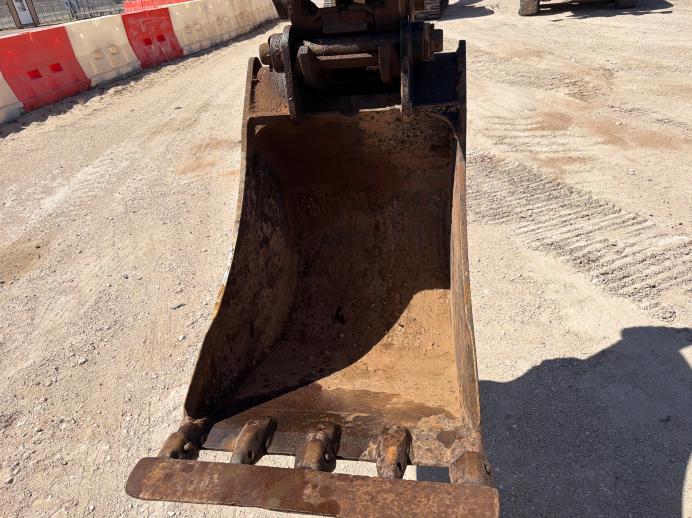 2015 Caterpillar 420F2