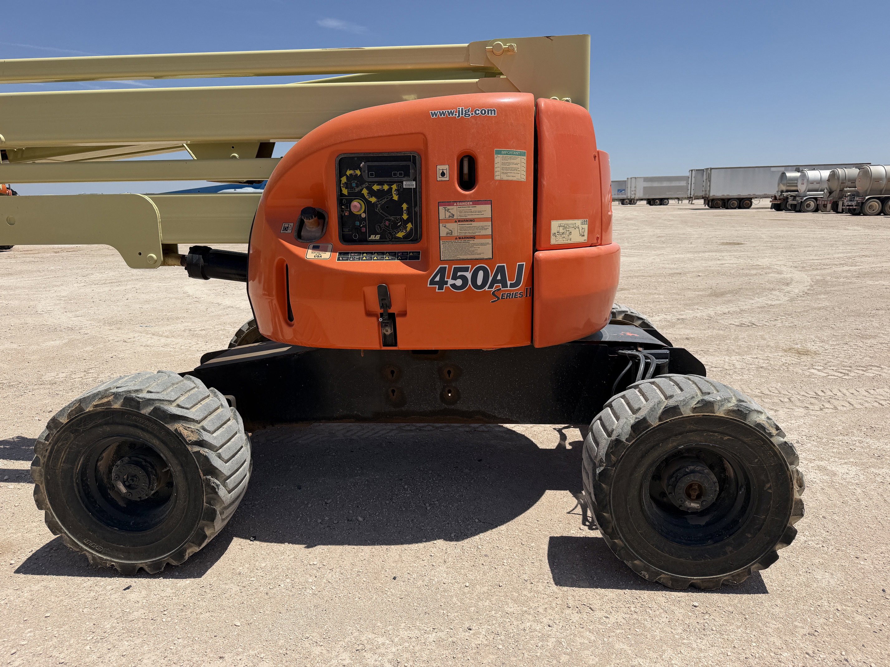 2007 JLG 450AJ