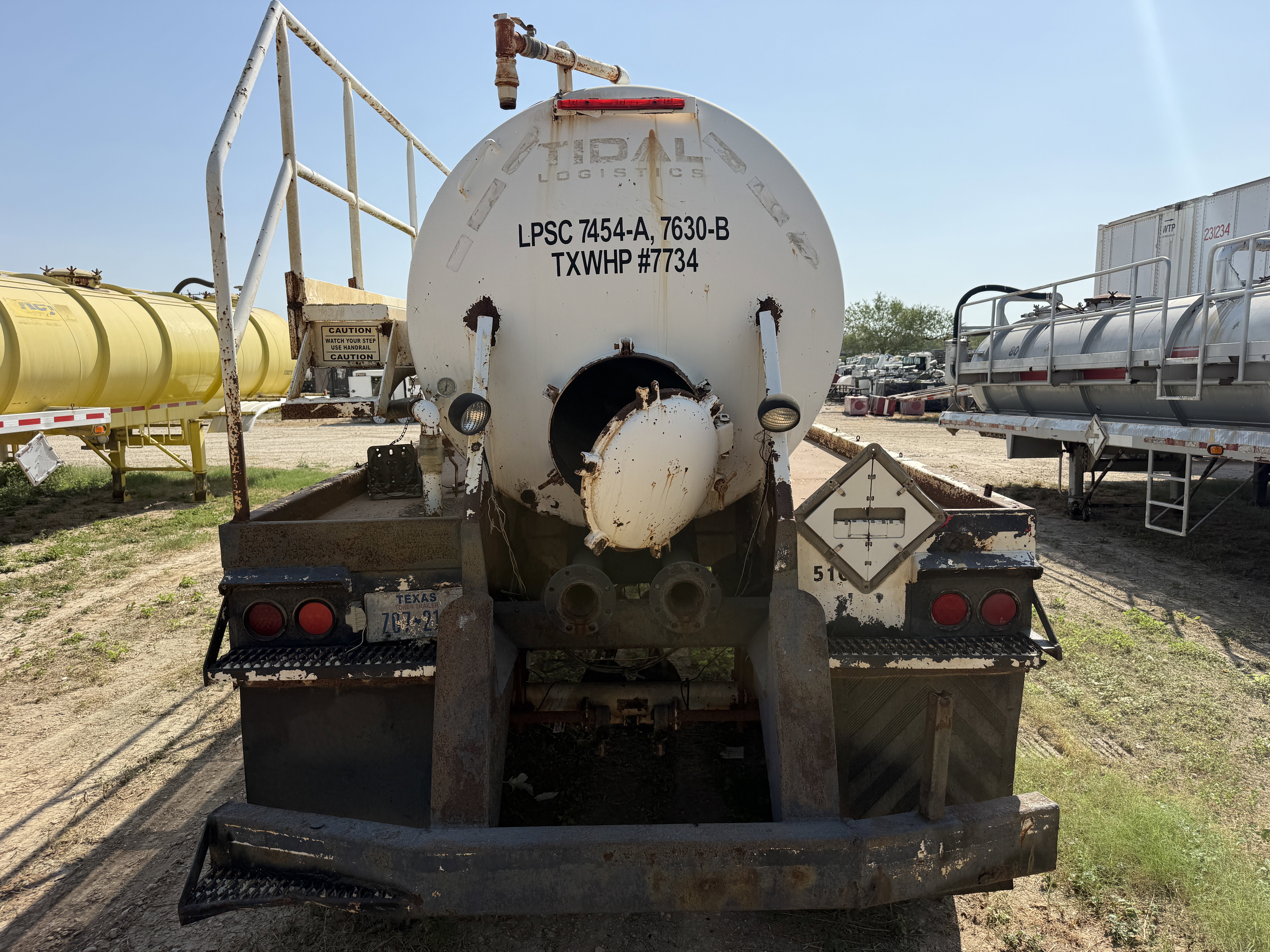 1998 Trojan 130BBL
