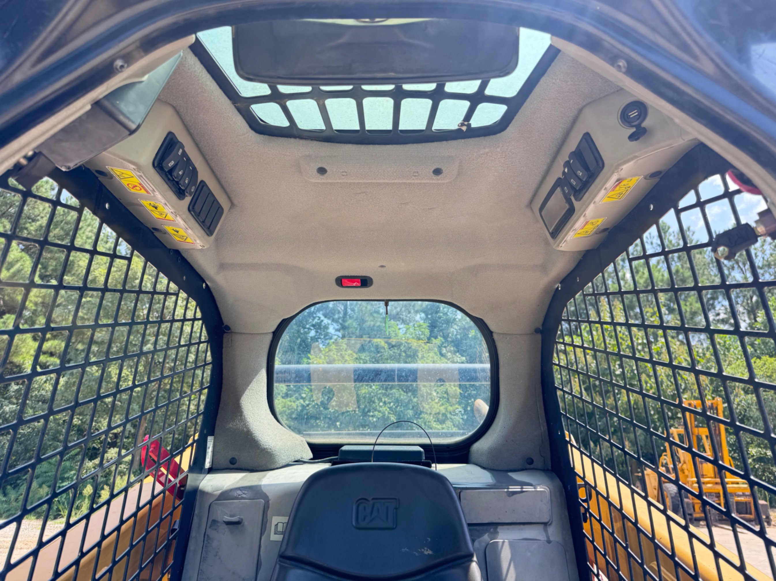 2021 Caterpillar 420F2