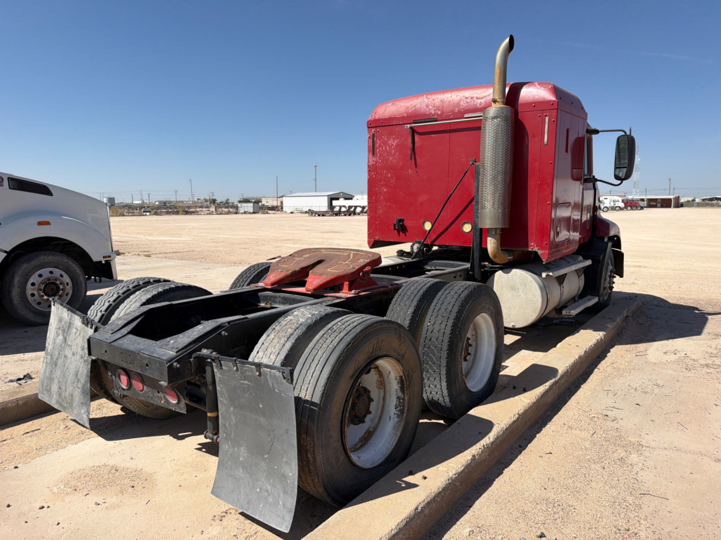 2001 Mack VISION