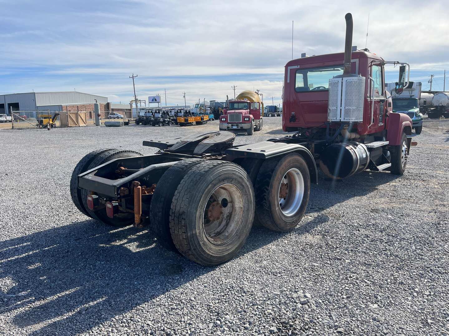 2001 Mack VISION