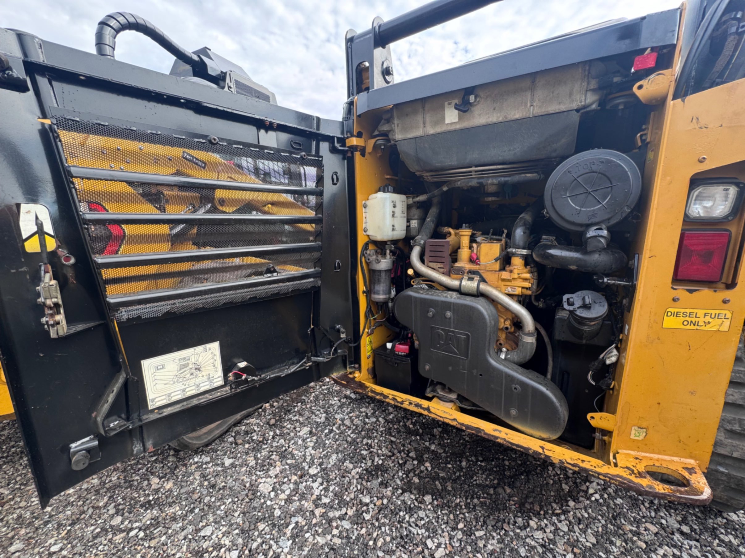 2015 Caterpillar 420F2