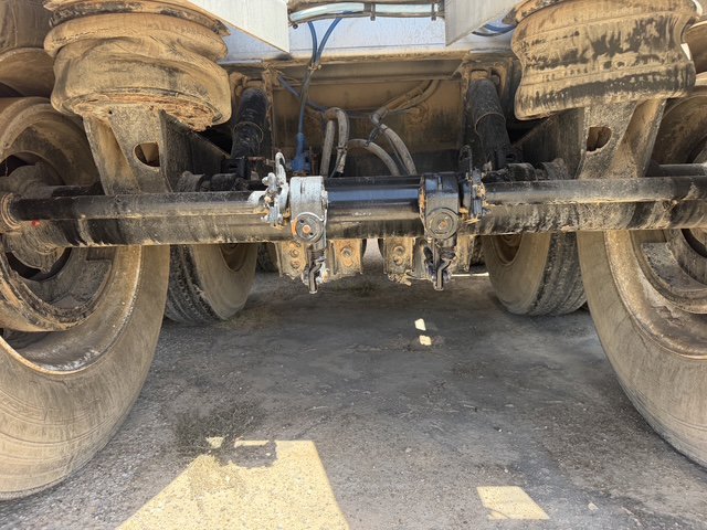 2000 Trojan 130BBL