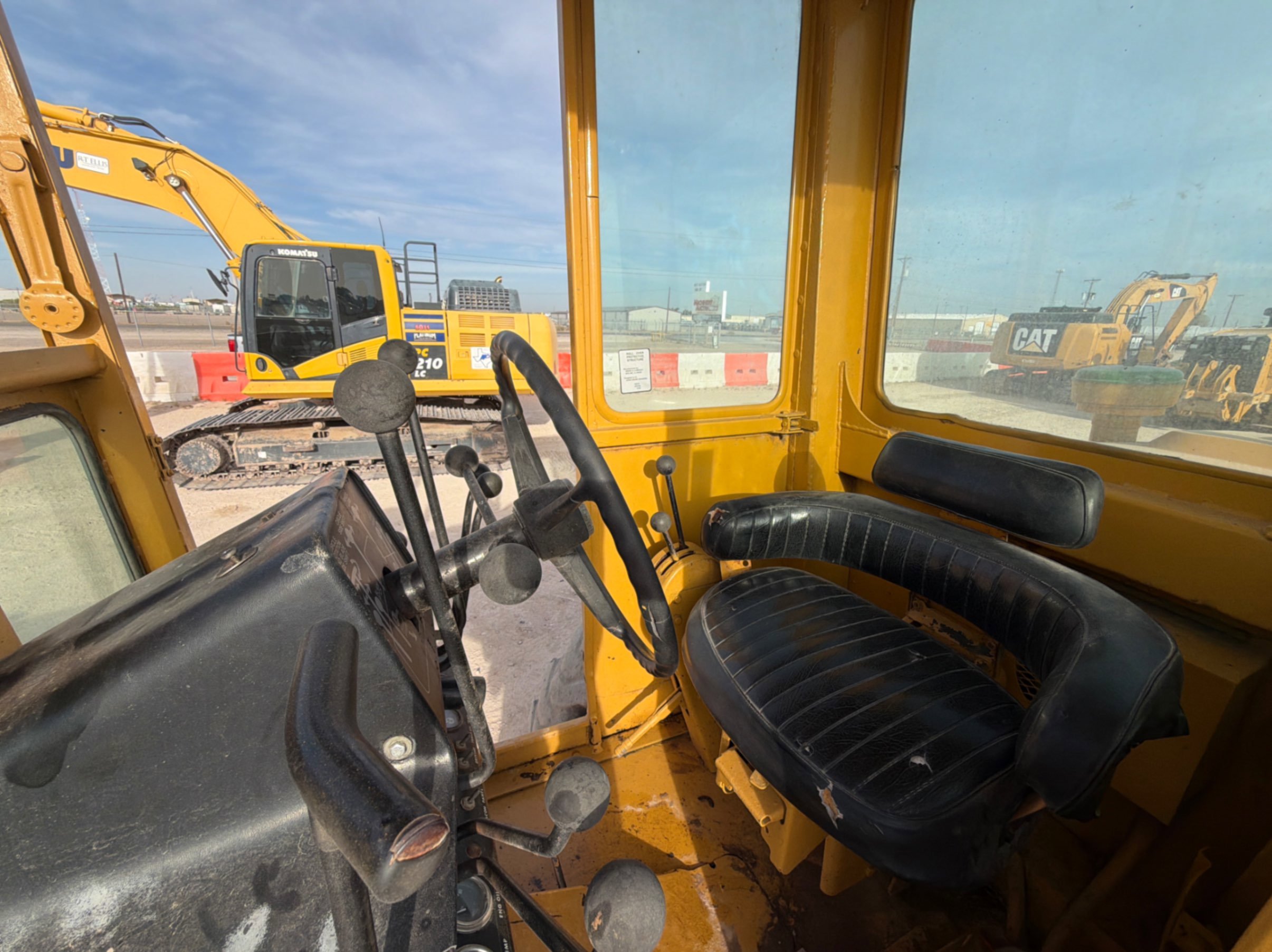 2006 Caterpillar 326FL